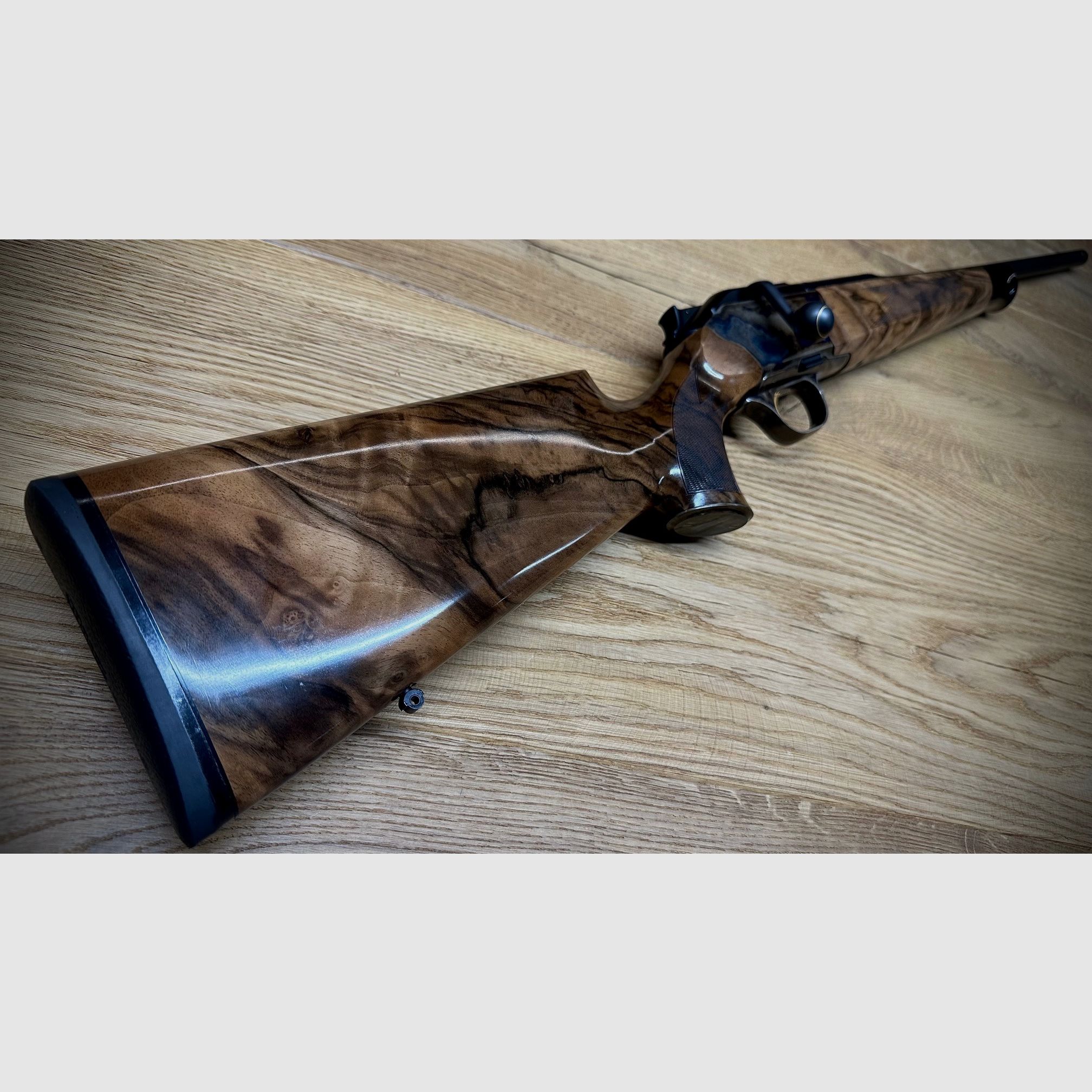 Blaser R8 mit Bunthärtung / HK7 / Stahlsystemkasten&Abzug / stan. Verschluss TRAUMWAFFE, Bild 3 von 8