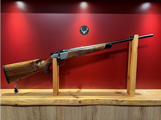 Blaser R8