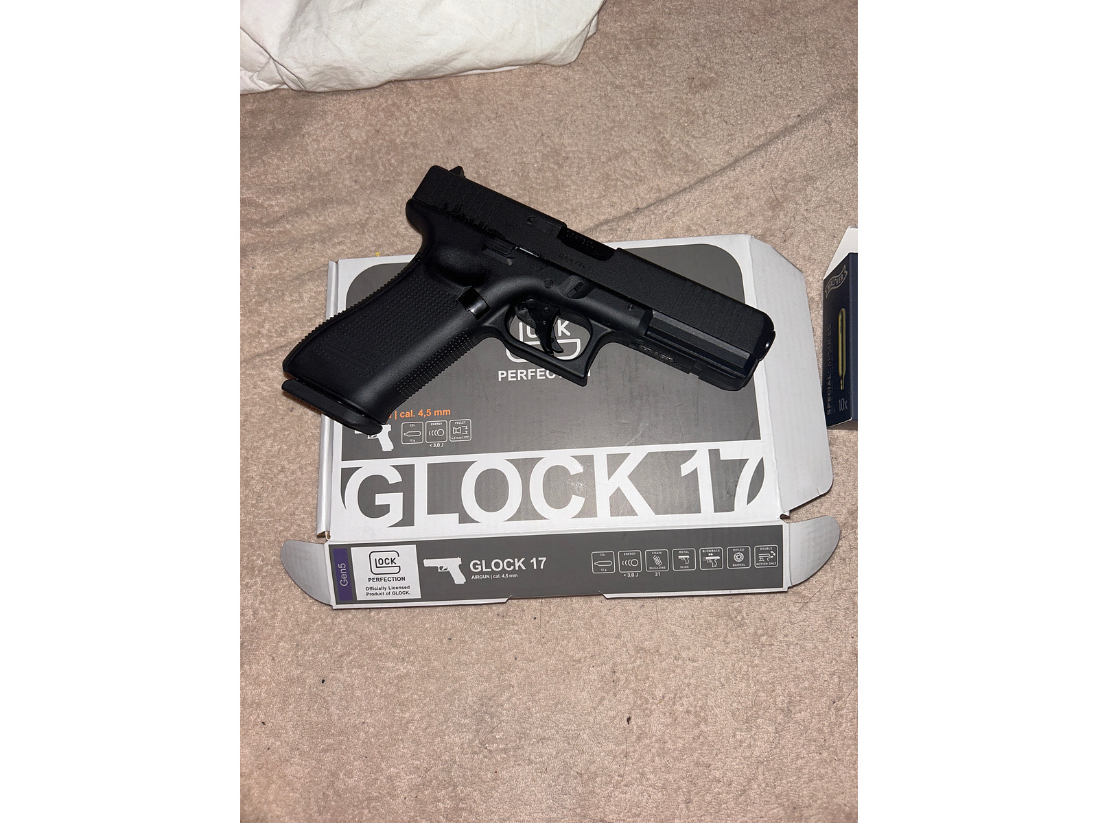 Glock 17