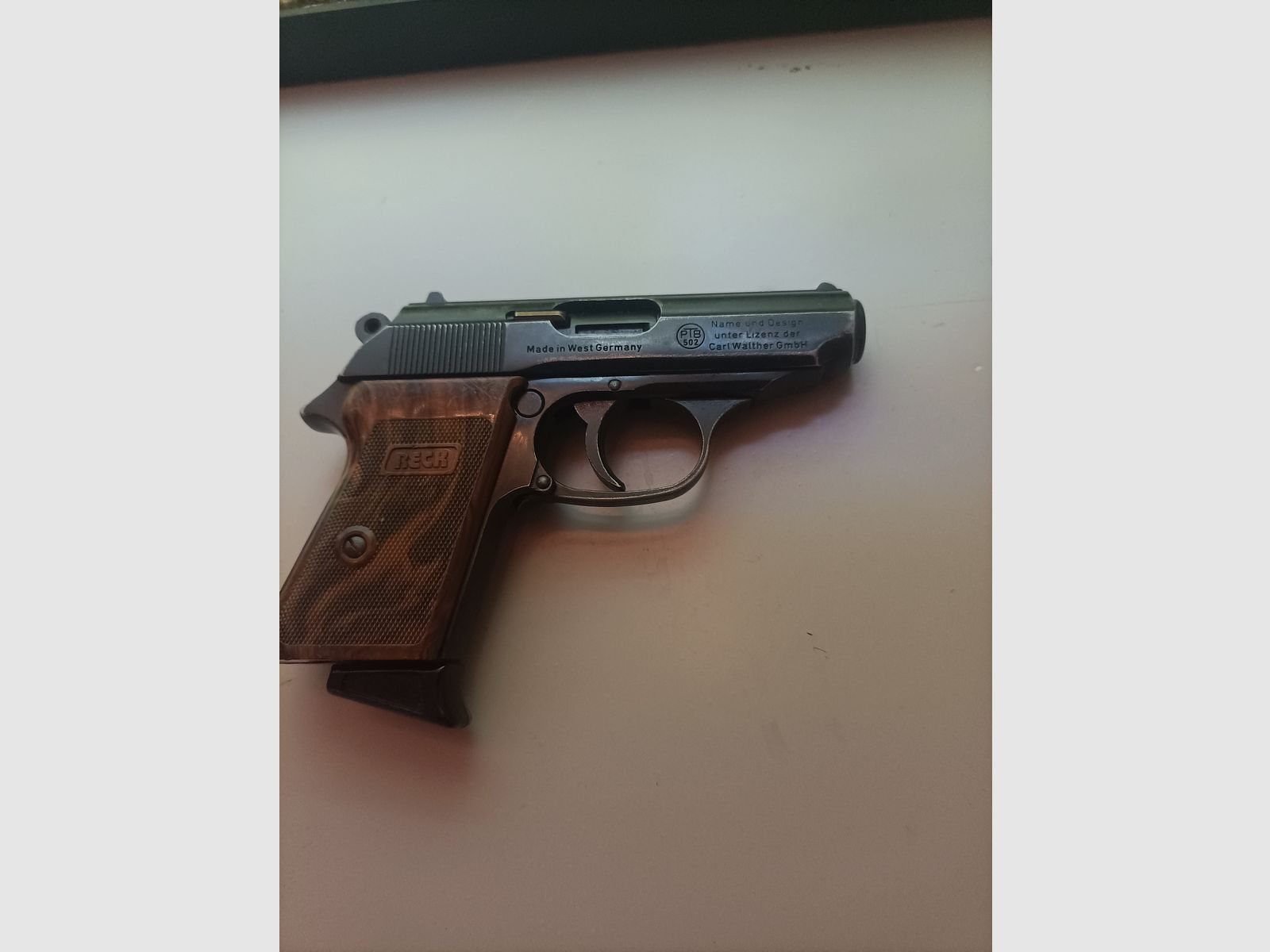 Walther PPK 8mm Knall
