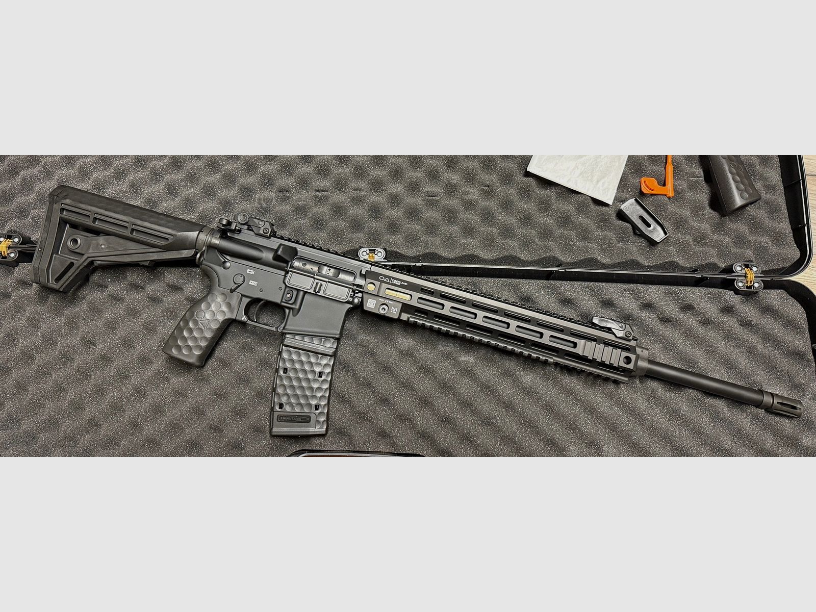 Oberland Arms OA-15 DMR Premium calibre .223 Remington canon 20" avec triggertech trigger