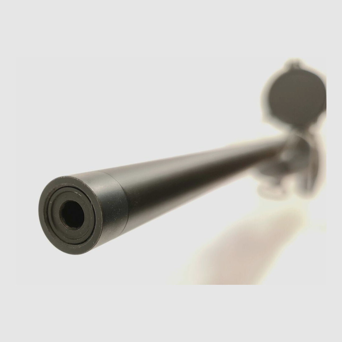 Haenel Jäger 10 Varmint with AKAH scope & muzzle thread