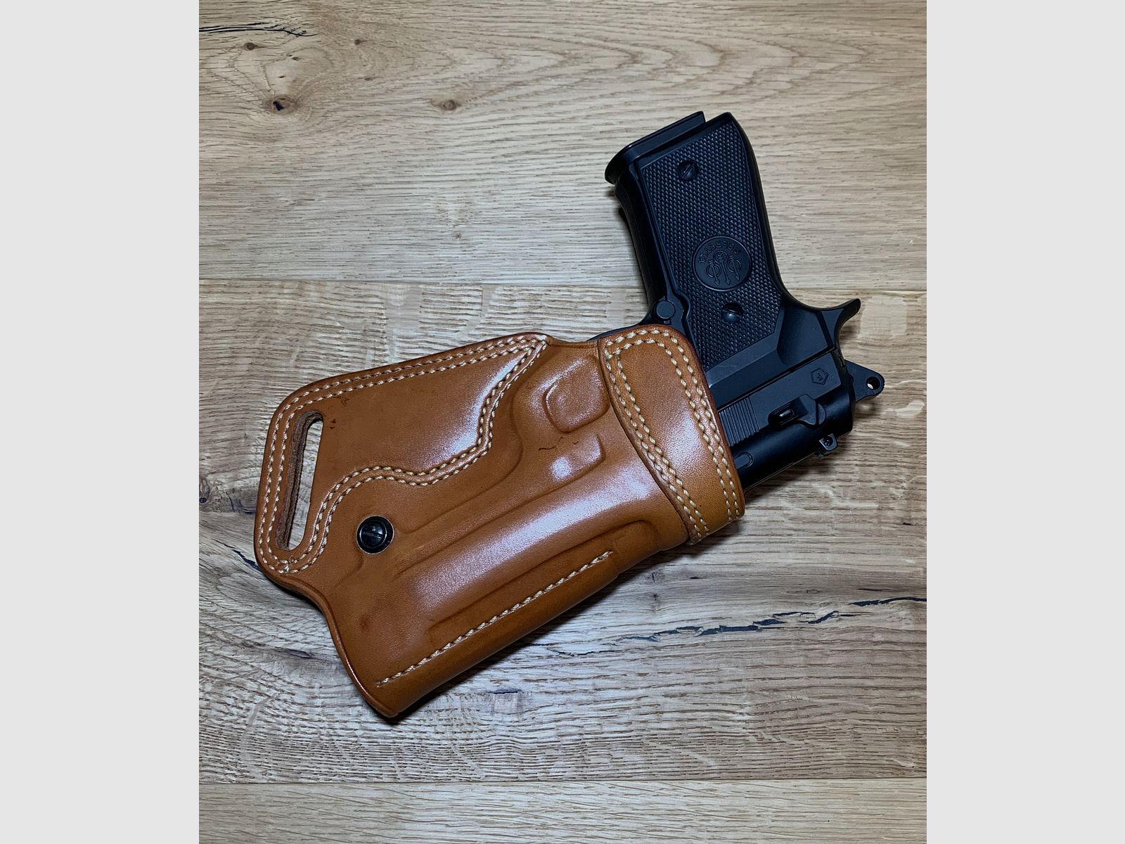 Galco S.O.B. leren holster geschikt voor de Beretta Mod. 92 /92F, ZONDER pistool