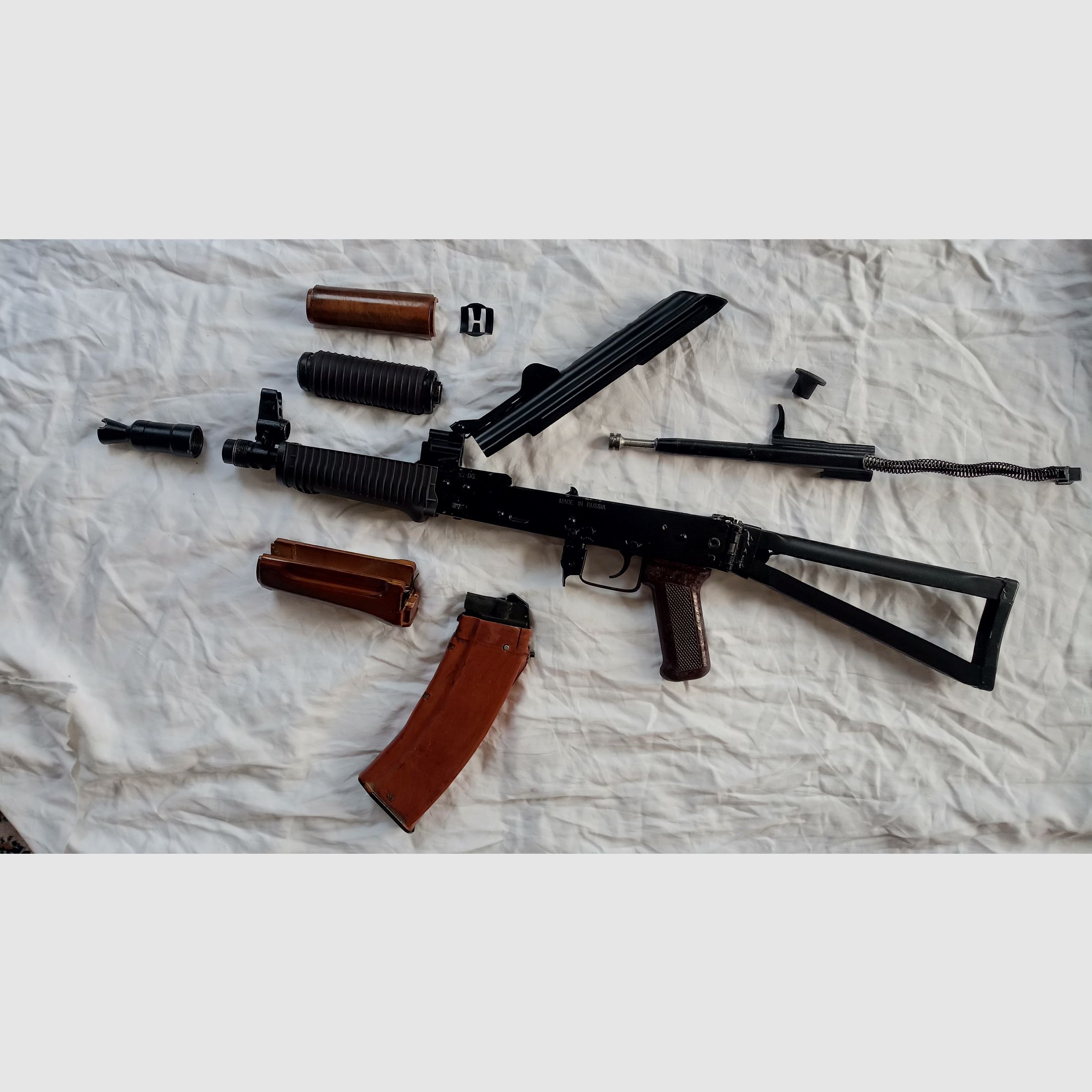 Full steel Co2 Yunker AKS-74u decoration from MWM Gillmann with real parts optionally with decoration plum // AKSU Krinkov / russian-guns-de / 4.5mm BB