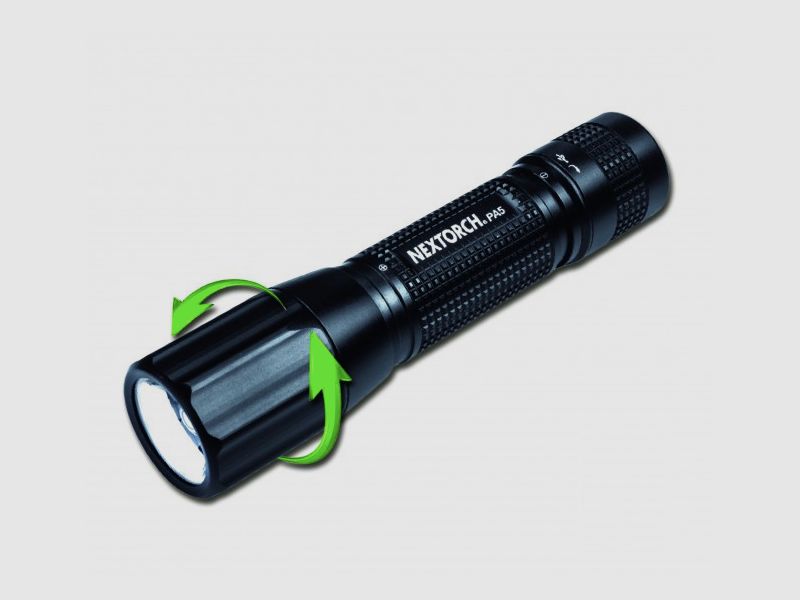 NEXTORCH PA5 660 lumenowa latarka LED z możliwością ogniskowania, zasięg 220m