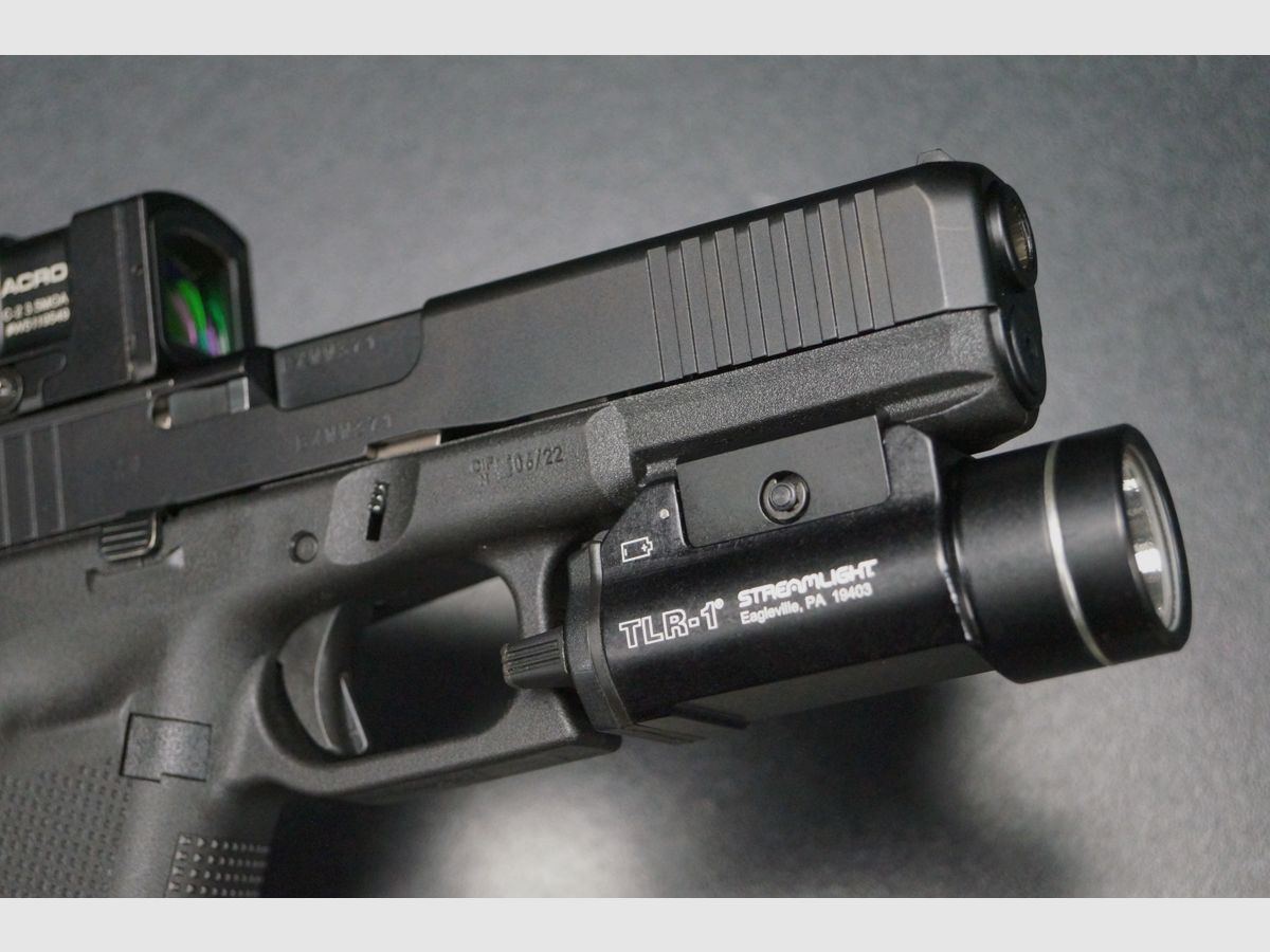 Glock 17 Gen5 Aimpoint Acro TLR1, image 2 sur 6