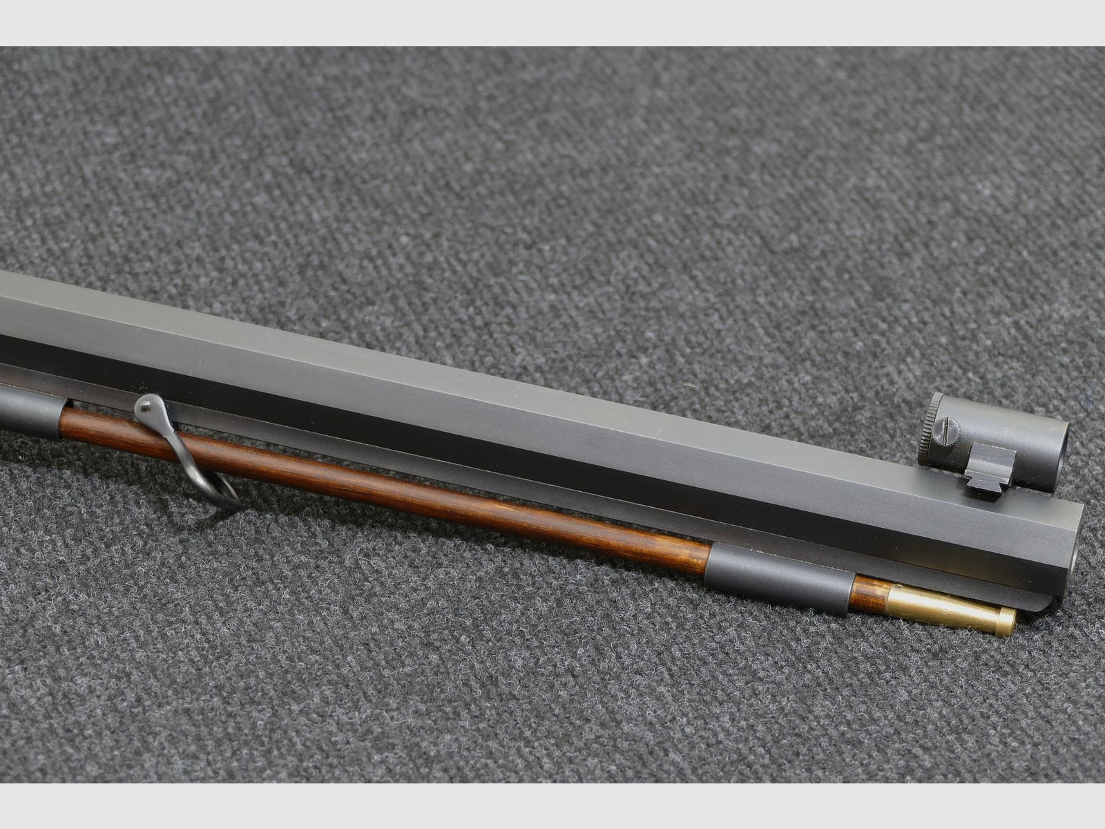Davide Pedersoli Vorderlader Gewehr Tryon Rifle (Model S.229) uitvoering Creedmoor, .45 zwartkruit, zeer goed onderhouden