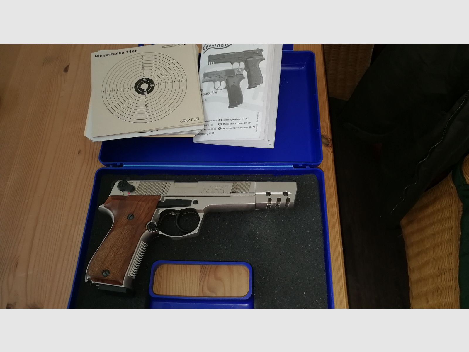 Walther CP 88 vernickelte Luftpistole mit viel Zubehör