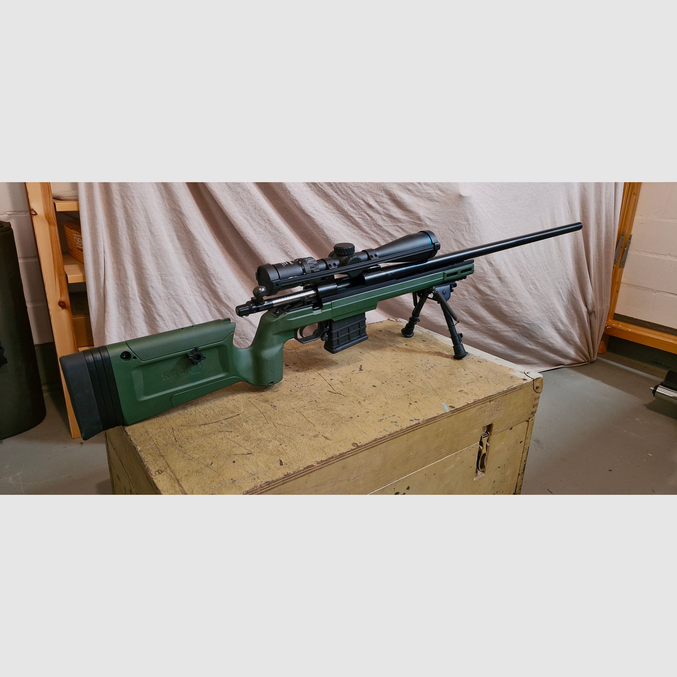 KRG Bravo REM 700 SA sakogrün Chasis