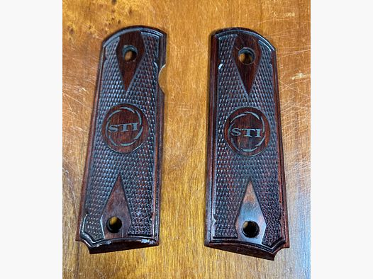 Impugnature per pistola STI Target Master