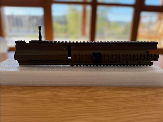 Heckler & Koch Picatinny Handschutz G28 Lang mit Korn RAL8000 - Haushaltsauflösung