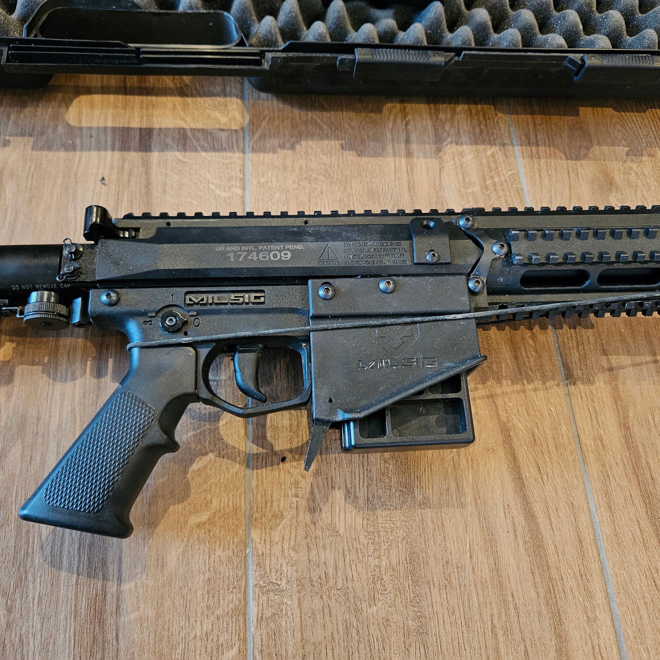 Paintball Marker inclusief accessoires