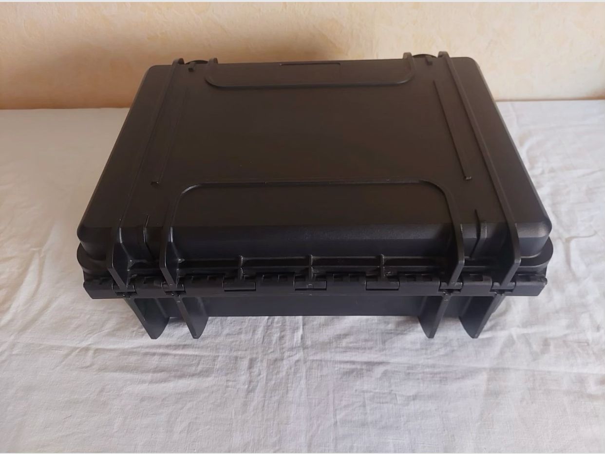 Hartschalenkoffer Modell 430 (19 Liter)
