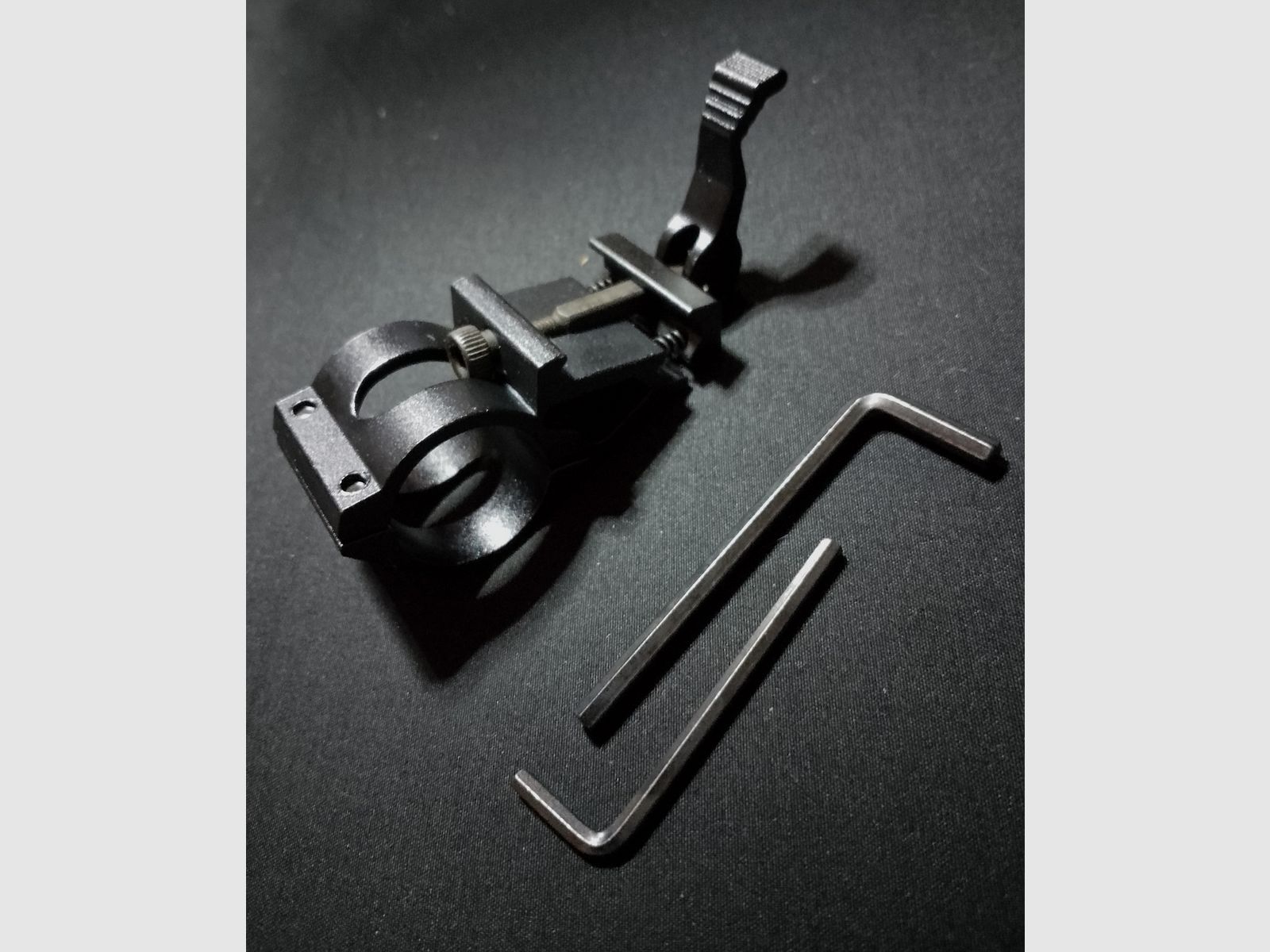 Zielfernrohr Picatinny Befestigung Montage Schnellspanner Hebel Taschenlampe 25,4mm  45° grad