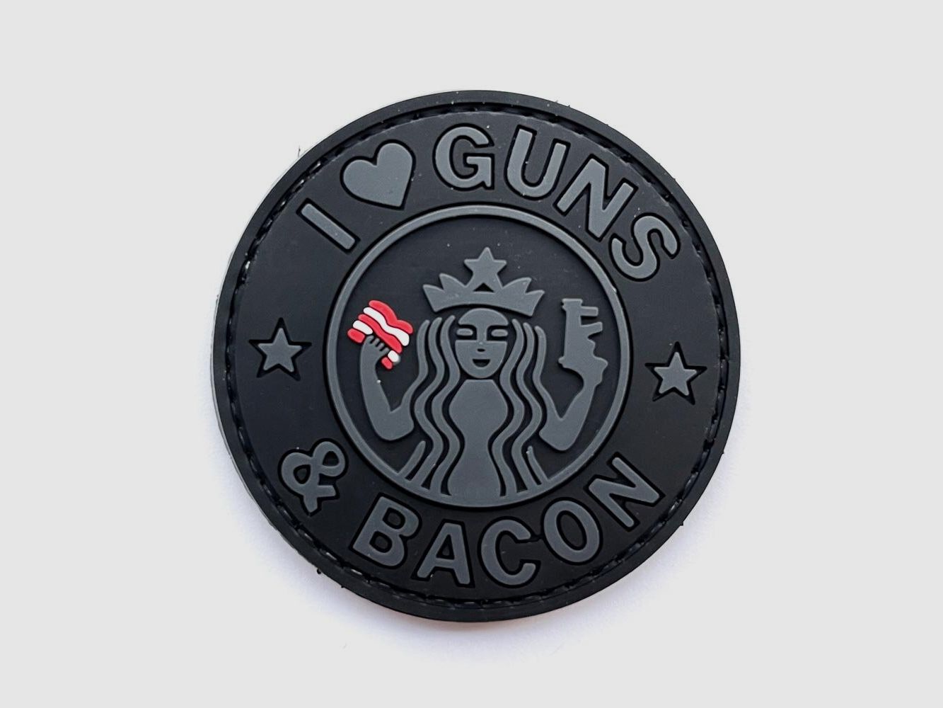 J'aime les patchs de pistolets et de bacon noir