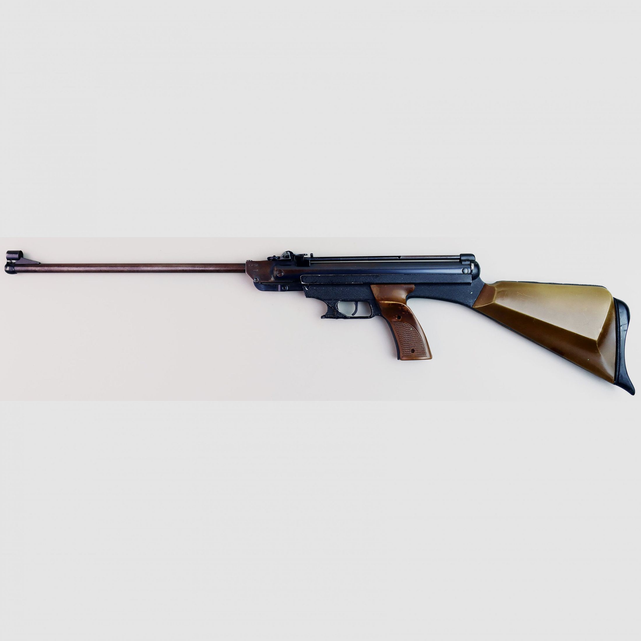 Karabina PCP Gamo kal. 4,5, zdjęcie 1 z 3