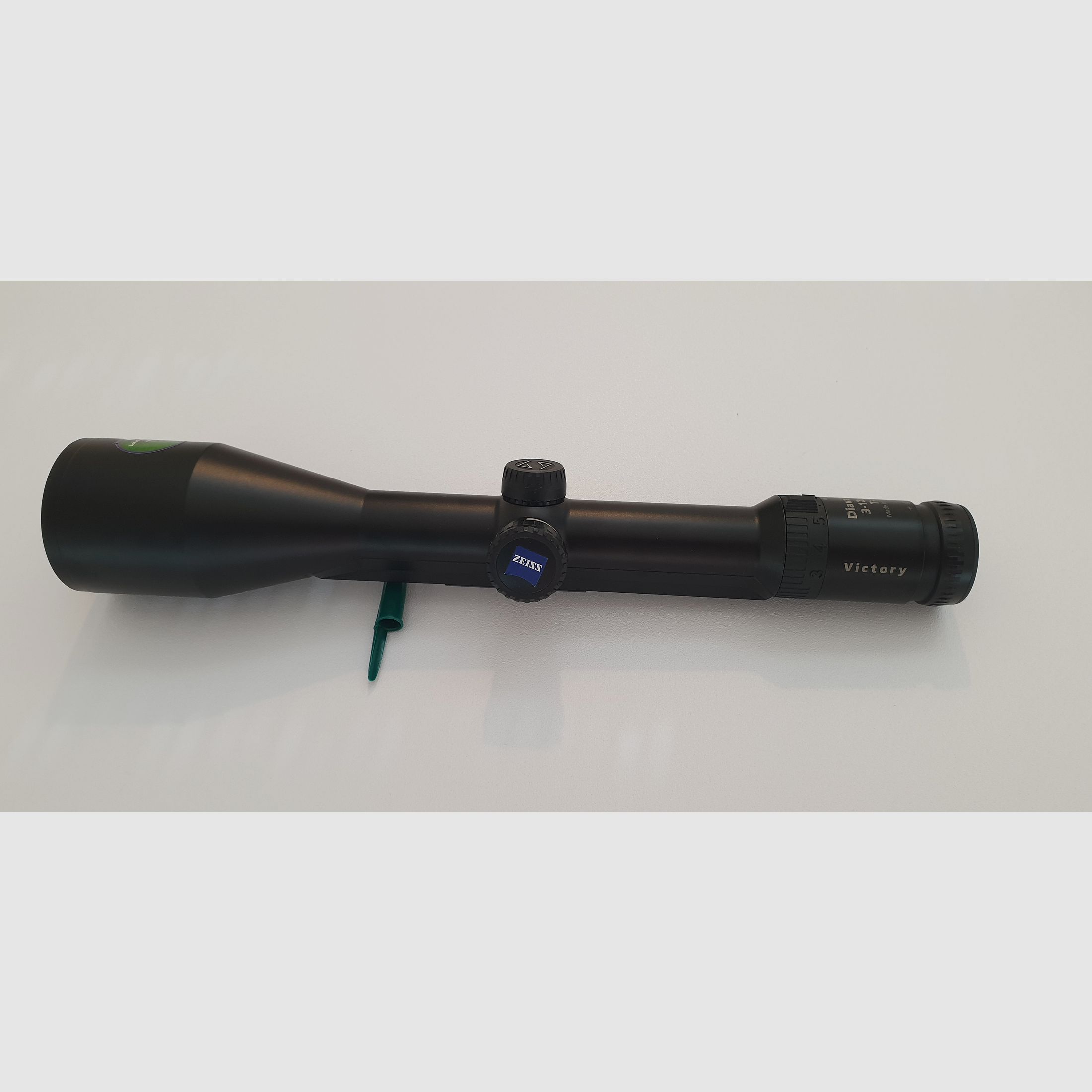Besonderheit Zeiss Victory Diavari M 3-12x56 T Abs. 43 beleuchtet