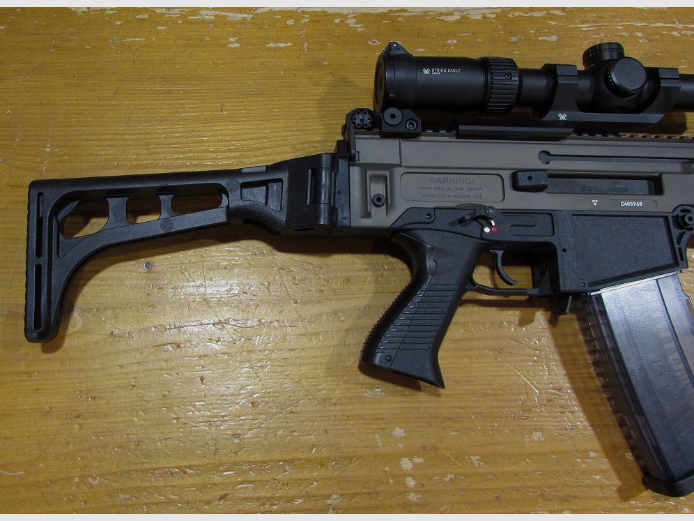 Carabina CZ Bren 805 S1 calibro .223 Remington canna 10,5 pollici ottica Vortex 1-6×24 in ottime condizioni, immagine 2 di 6