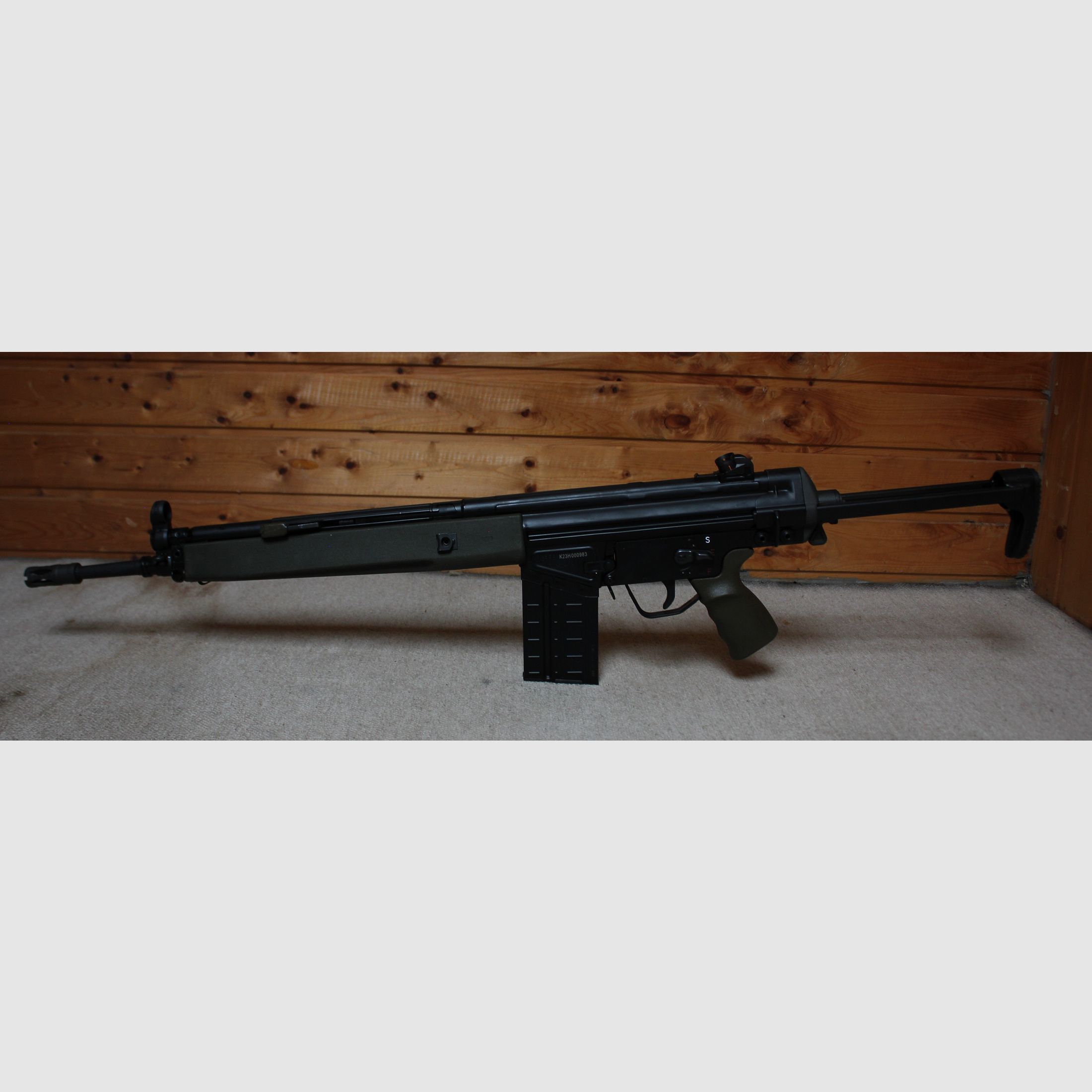 Ungeschossenes Umarex VFC Co2 G3 Ausf. G3A4 mit Original H&K Griff, Ladehebel, Schubschaft + Trapez Handschutz