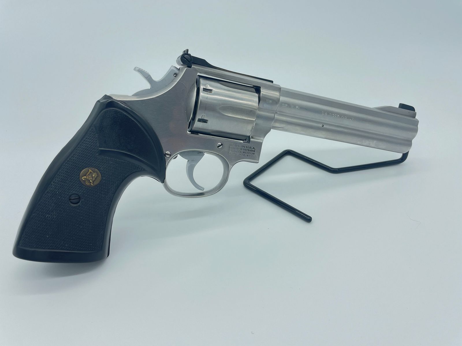 Revolver Smith&Wesson 686 6 inch caliber .357 Magnum, imagen 2 de 4