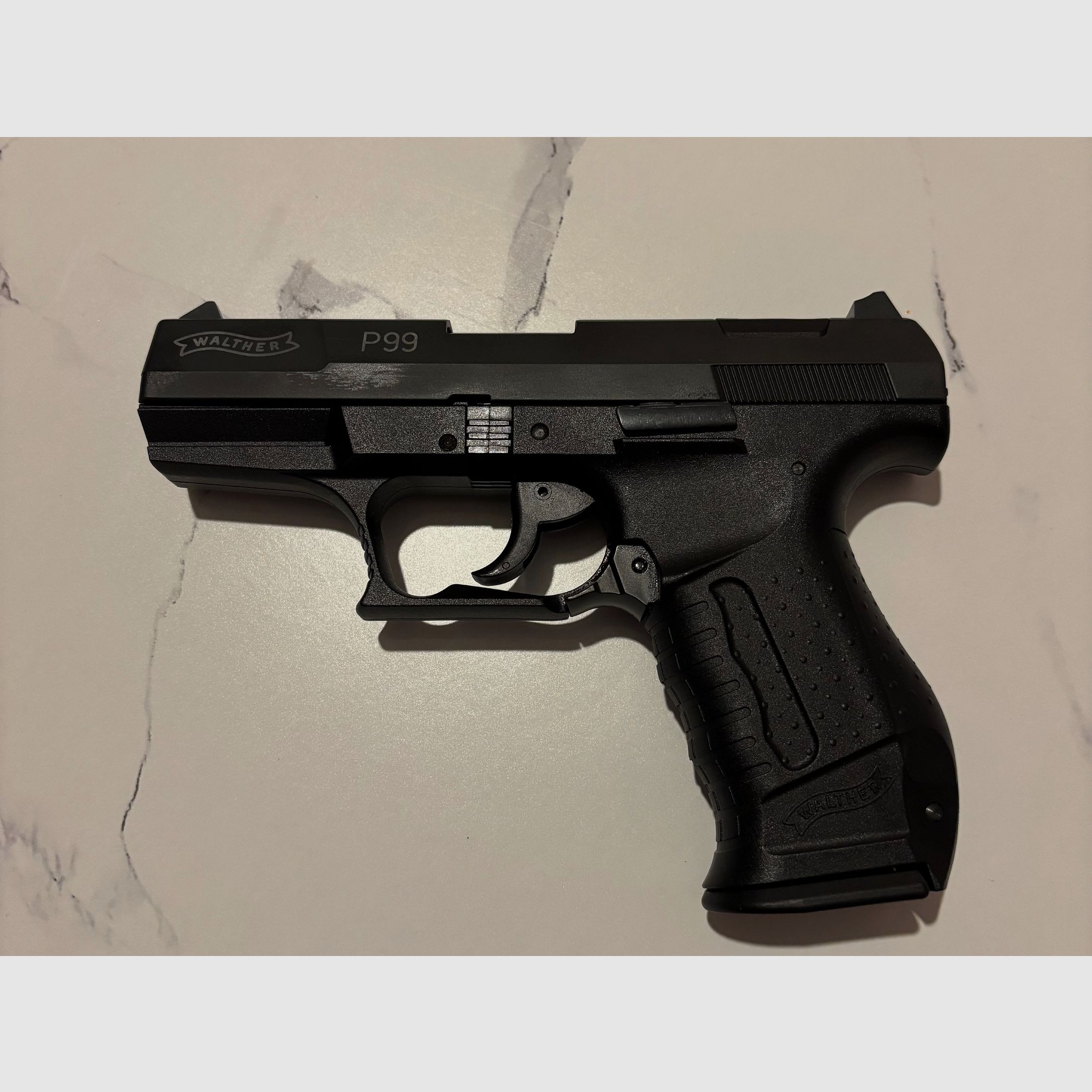 Umarex Walther P99 blank firing pistol 9mm P.A.K. black