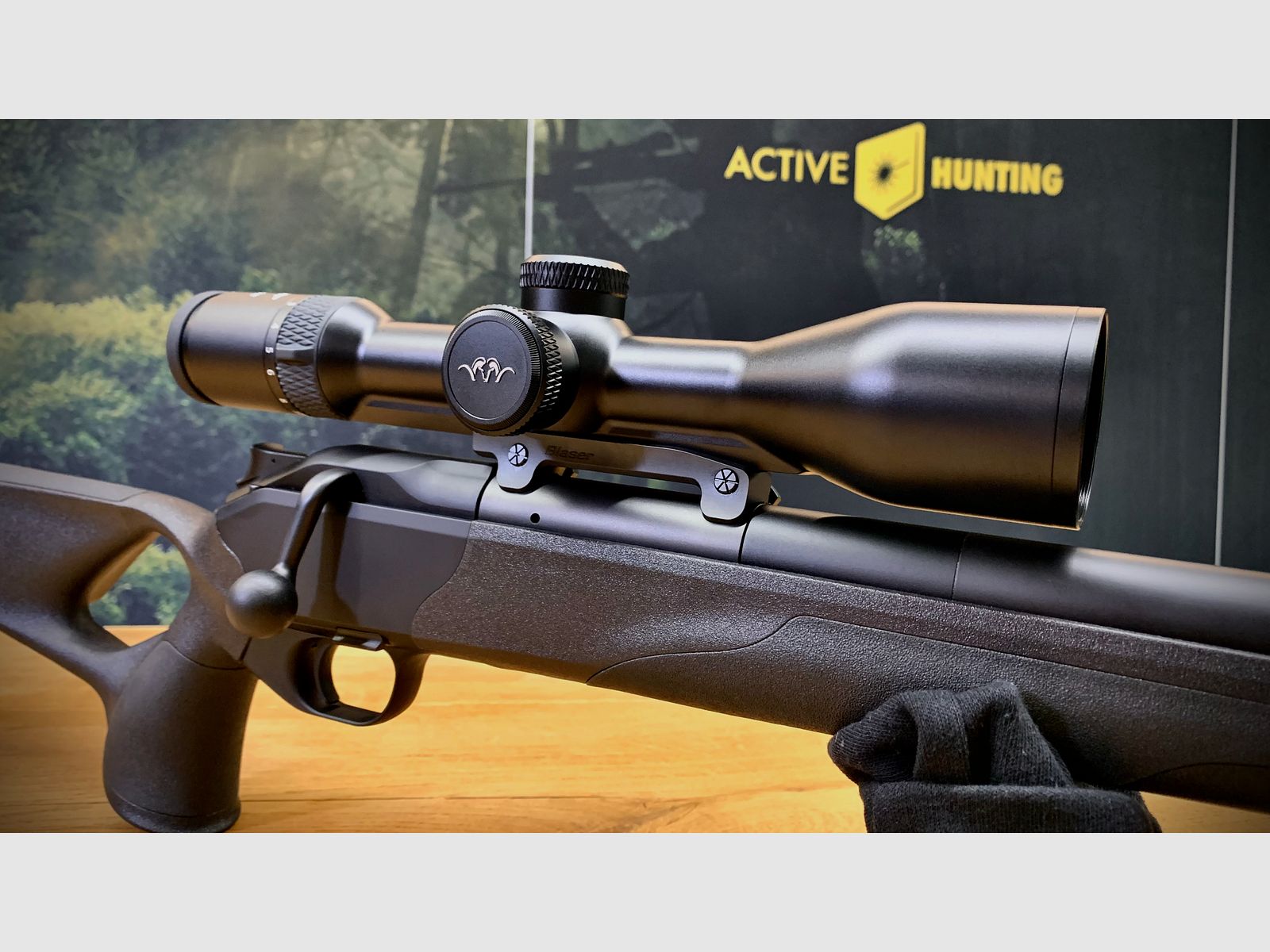 Blaser R8 Ultimate Silence Elastomer /8x57IS o. .308 / 47cm LL / inkl. Blaser B2 2-12x50 und BSM