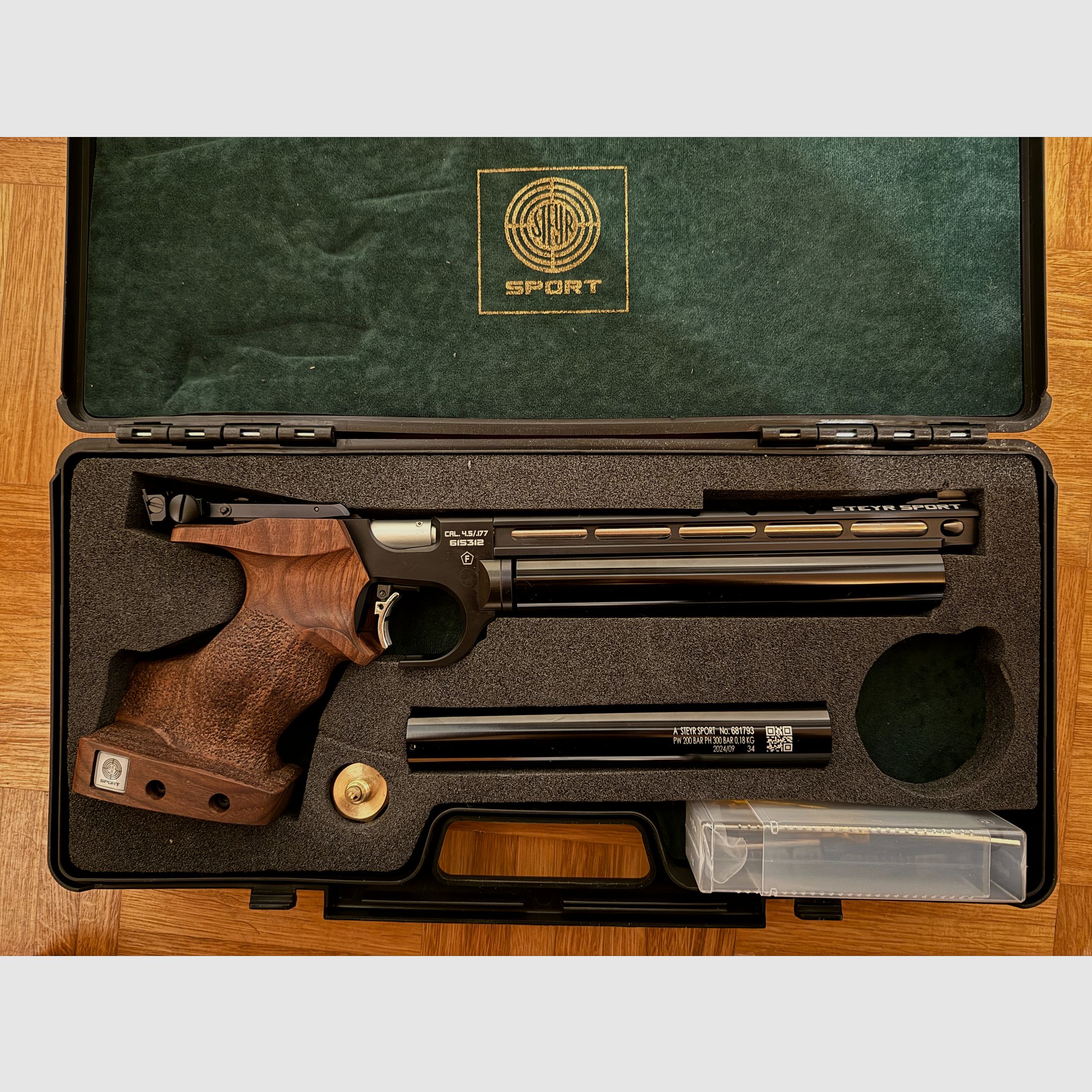 STEYR EVO 10 E XL Rechts