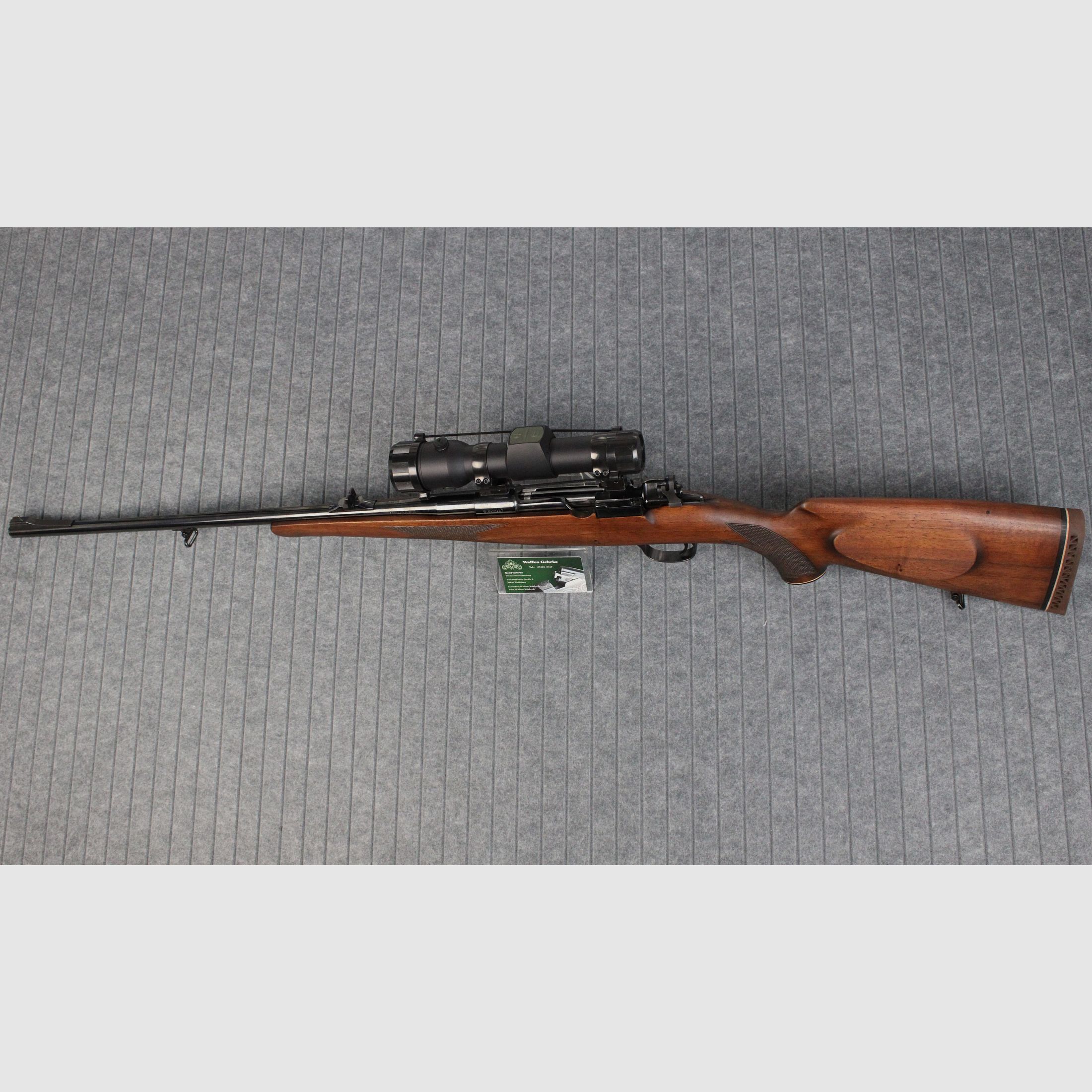 Akah 98er (Mauser) .30-06SPR. Aimpoint Hunter, Timney