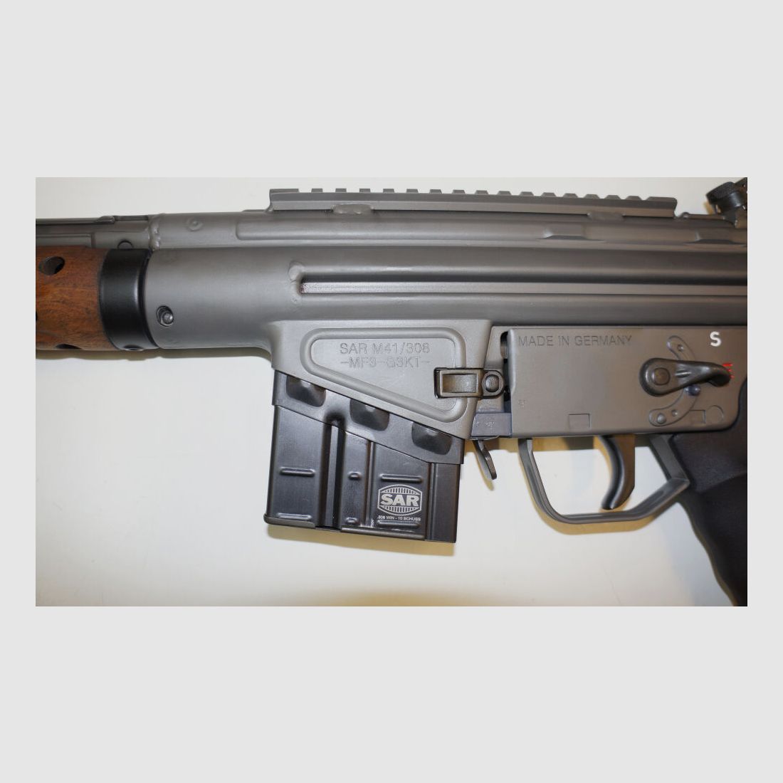 Schwaben Arms GmbH SAR M41 Picatinnyschiene 180mm Lang, blank mit Ausfräsung passend für MP5,G3,HK33