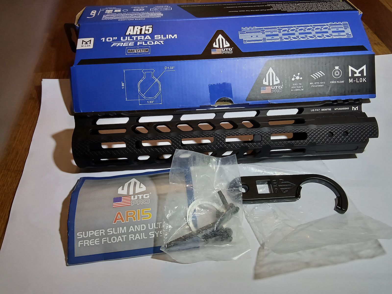 UTG Pro 10", handguard for AR15 like new!