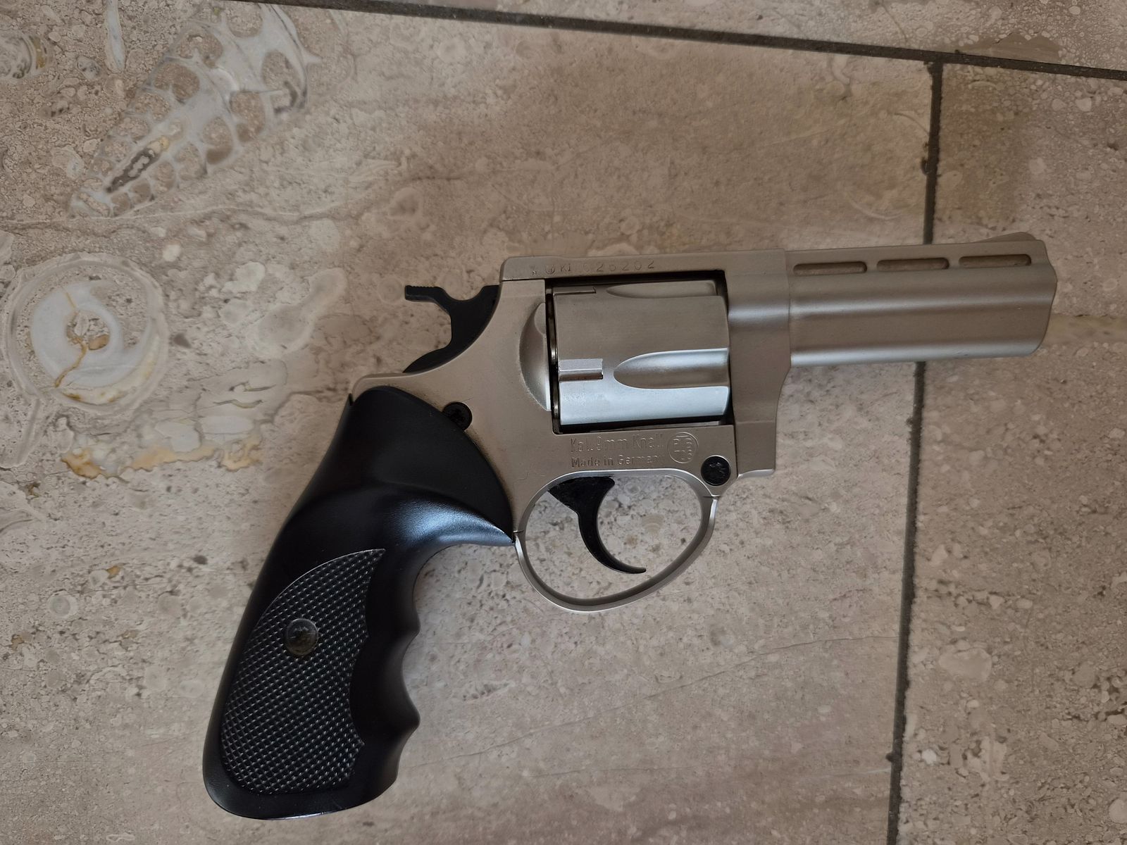Revolver 9mm gas - Schreckschuss