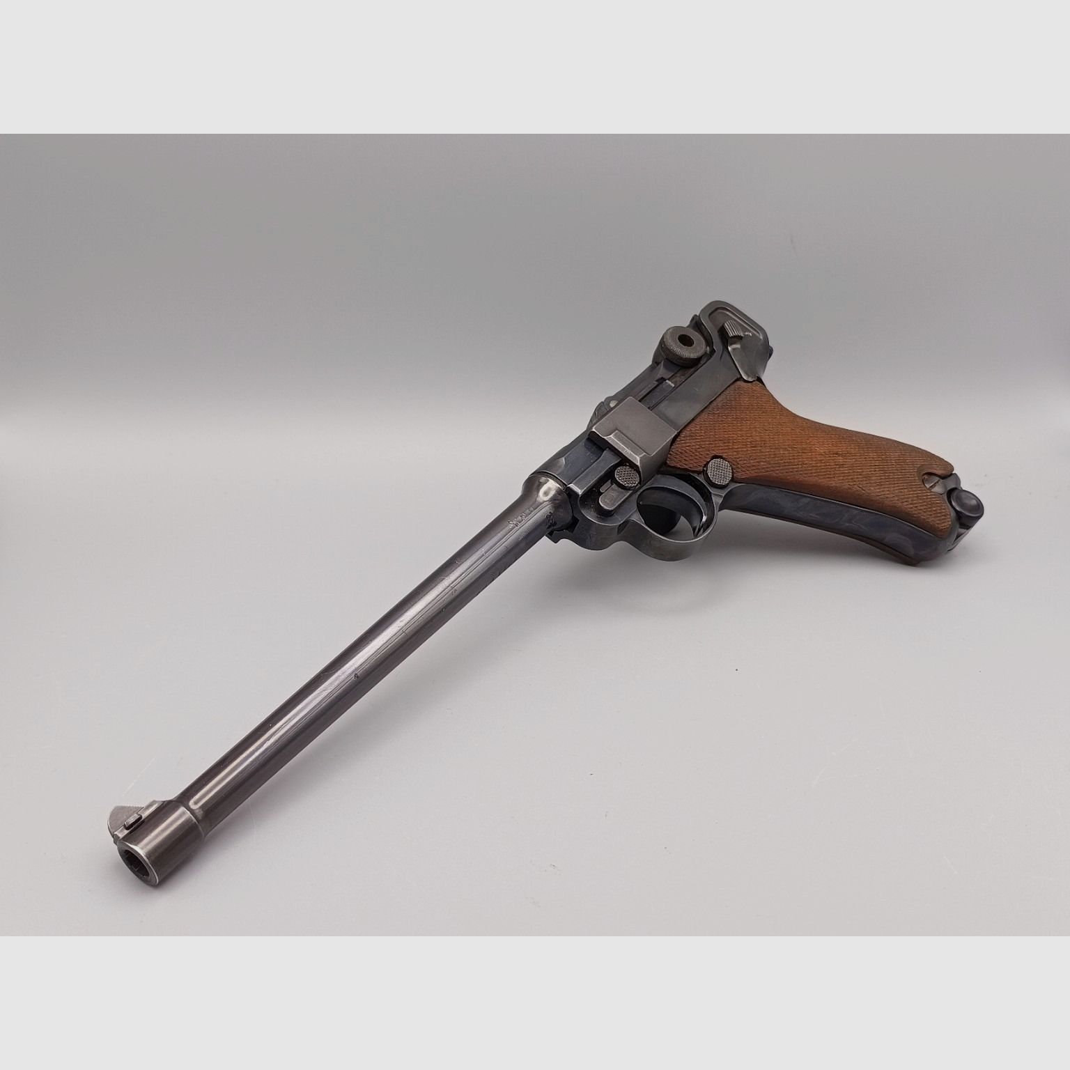 Luger 08 / P.08 avec canon long – Erfurt – poinçonné 1920