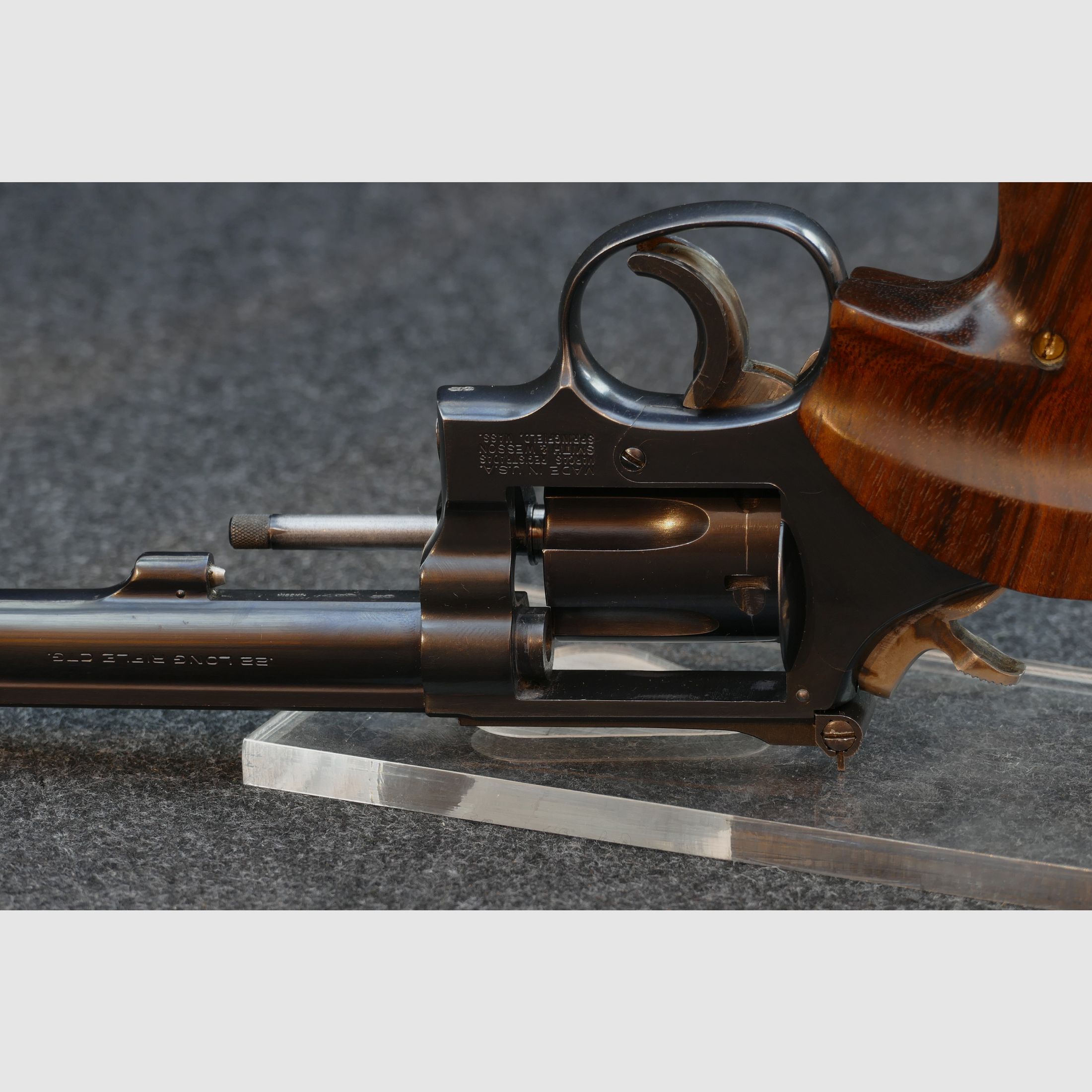 Smith & Wesson Model 17-5 — 6" (152 mm) • .22 LR