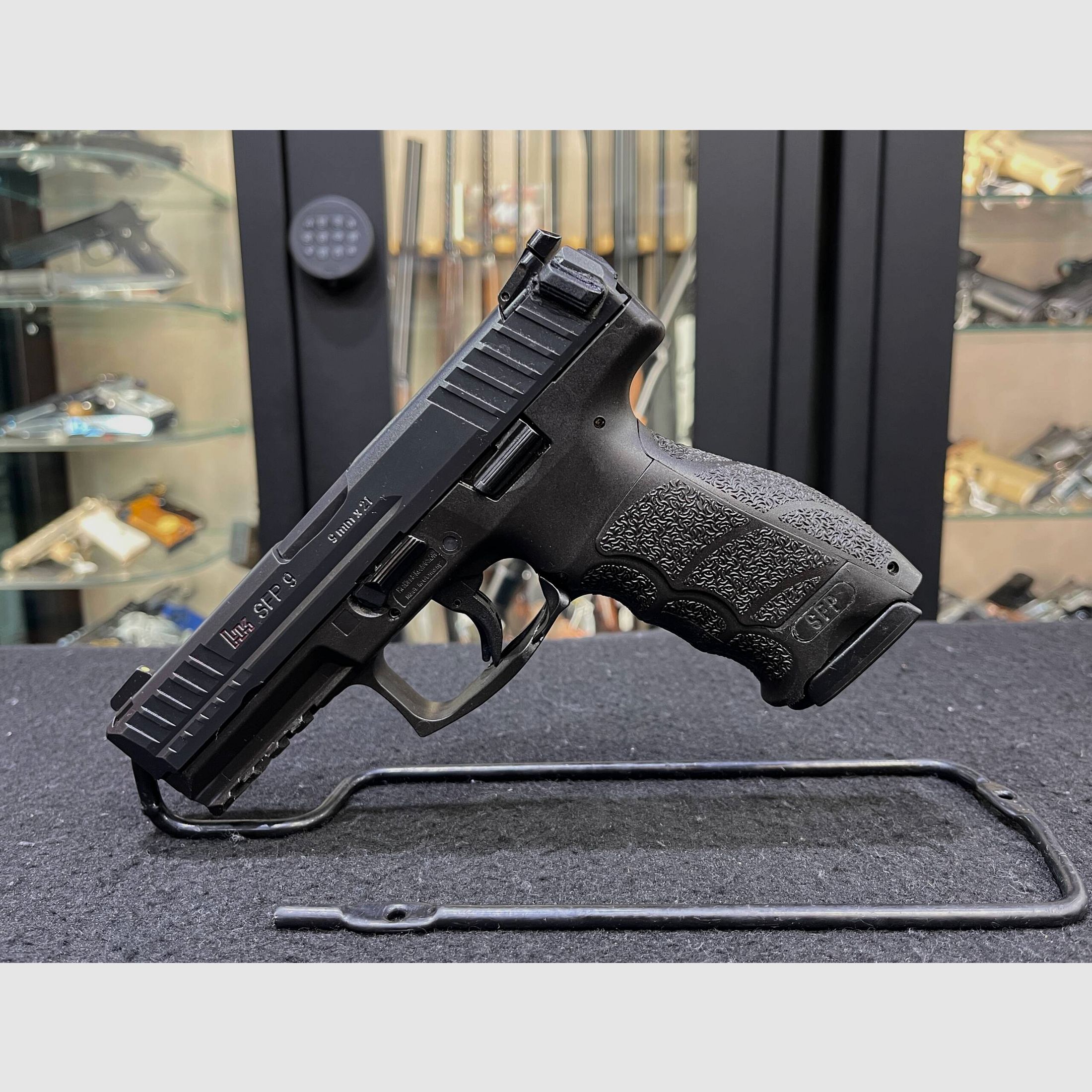 HECKLER & KOCH SFP9, image 2 of 9