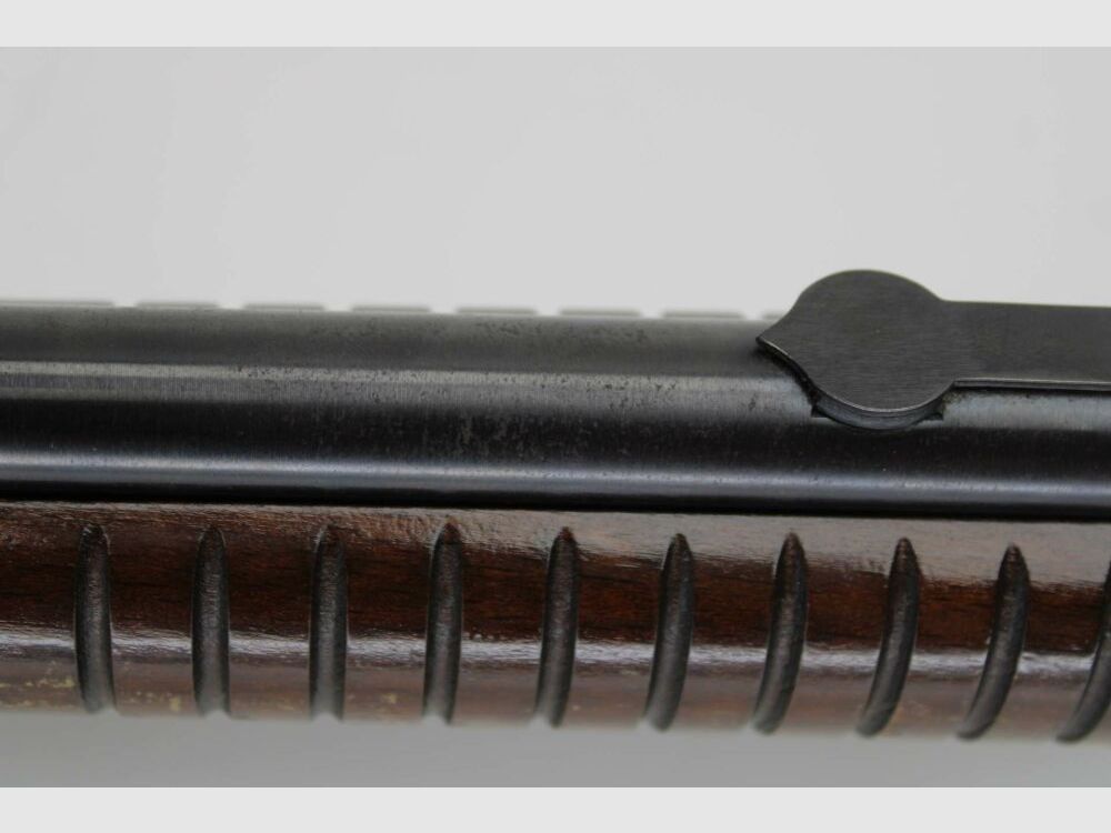 Vorderschafts herhalingsgeweer Erma EG72 .22lr