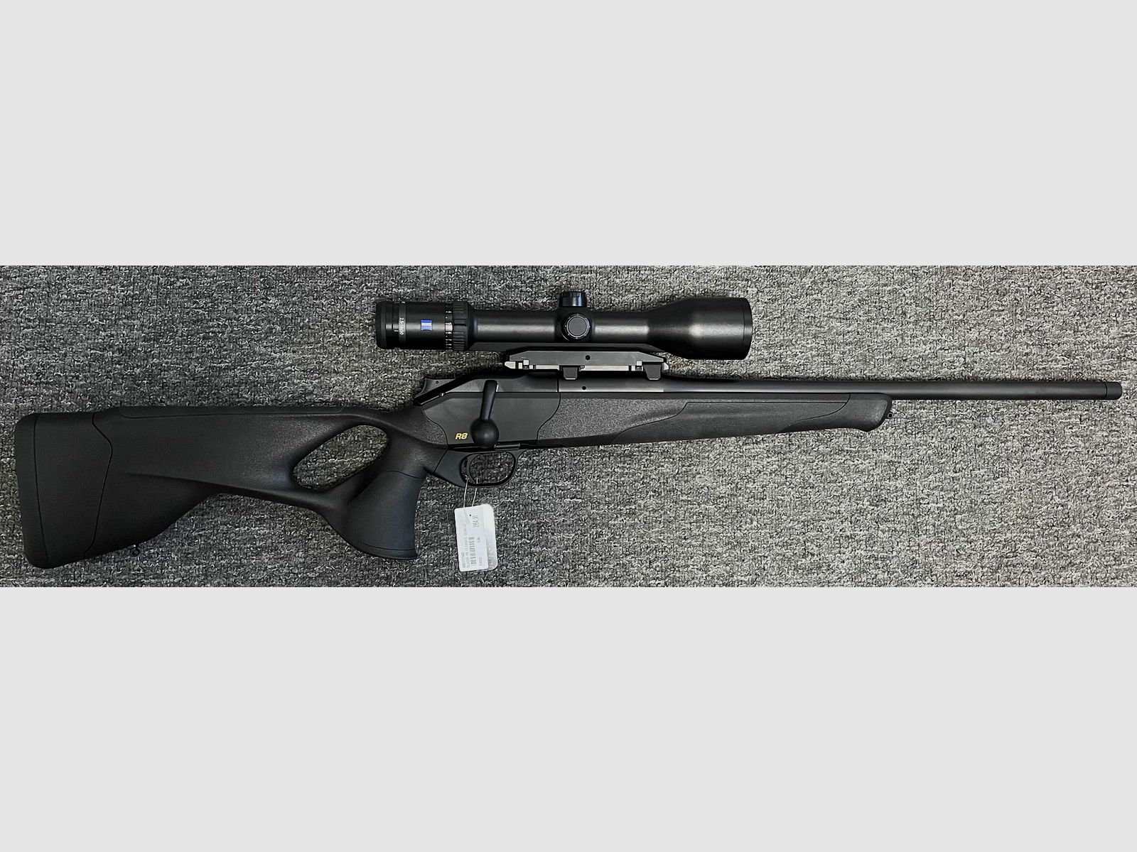 Blaser R8 Ultimate .30-06 + Zeiss Victory HT 2,5-10x50 + Dentler Montage