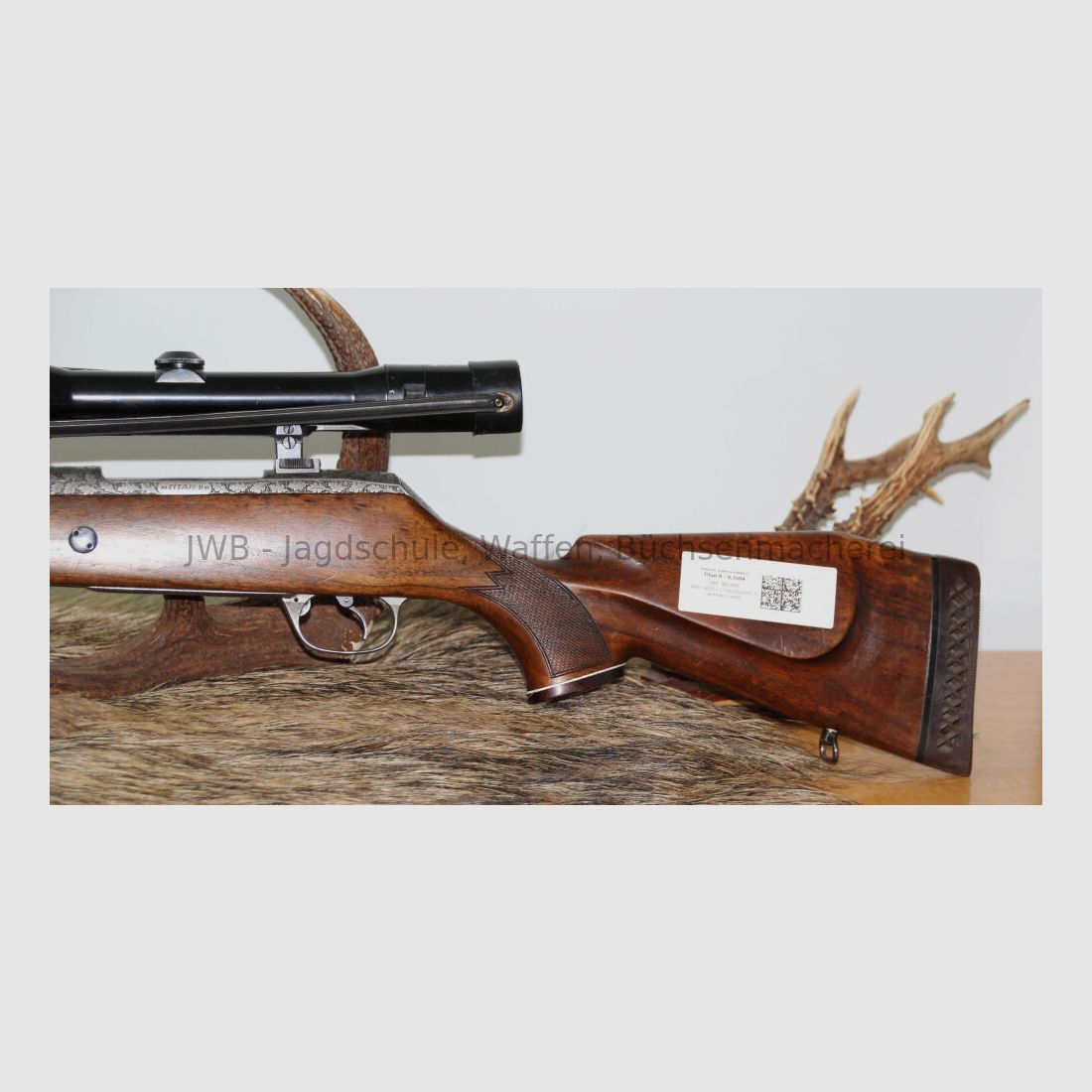 Vöhre Vöhrenbach Titan II Luxe con ZFR variable - arma ideal para caza en batida - 9,3 x 64