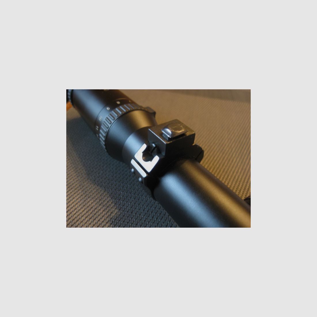 NEUWERTIG = TOP - Klassiker !! Schmidt & Bender 3-12x50 ohne Schiene mit Absehen-4 sowie EAW - Schwenkmontage !! Ansehen lohnt sich !! KEIN ZEISS-Swarovski-LEICA-Sauer-Mauser-Blaser