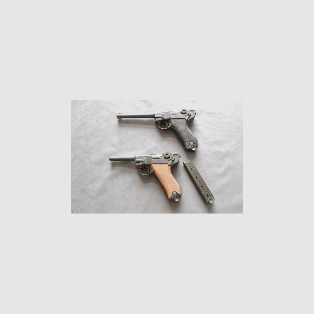 Deutsche Luger P 08 der Wehrmacht , Replika Denix Muster 2. Wahl