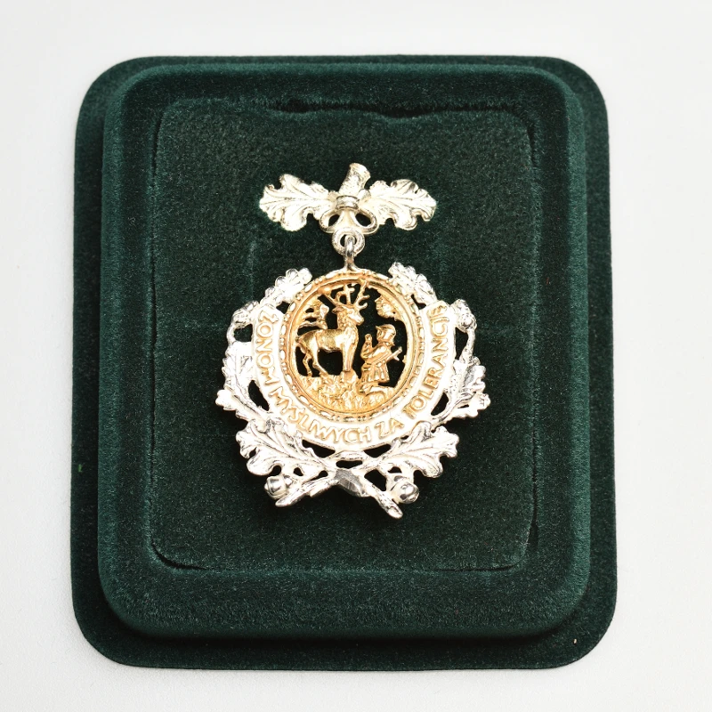 Medaille für Jägerfrauen für Toleranz mit URKUNDE / vergoldetes Silber