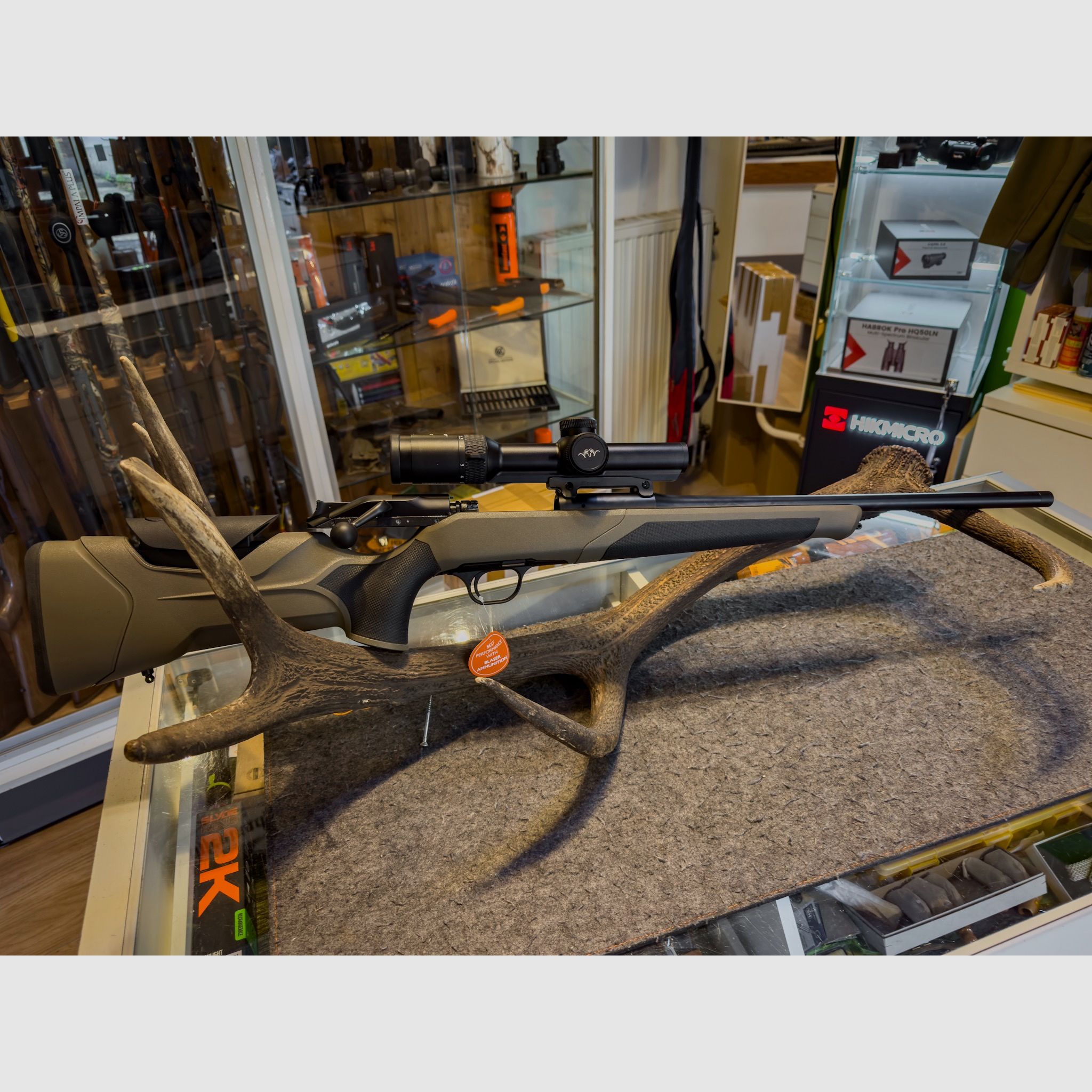 Blaser R8 2.0 Macherpaket mit Stihl Kettensäge