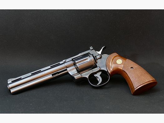 Colt Python, .357Mag / .38Spec., 1975, 6 Zoll, schwarz hochglanz, Sportabzugzüngel WHB126