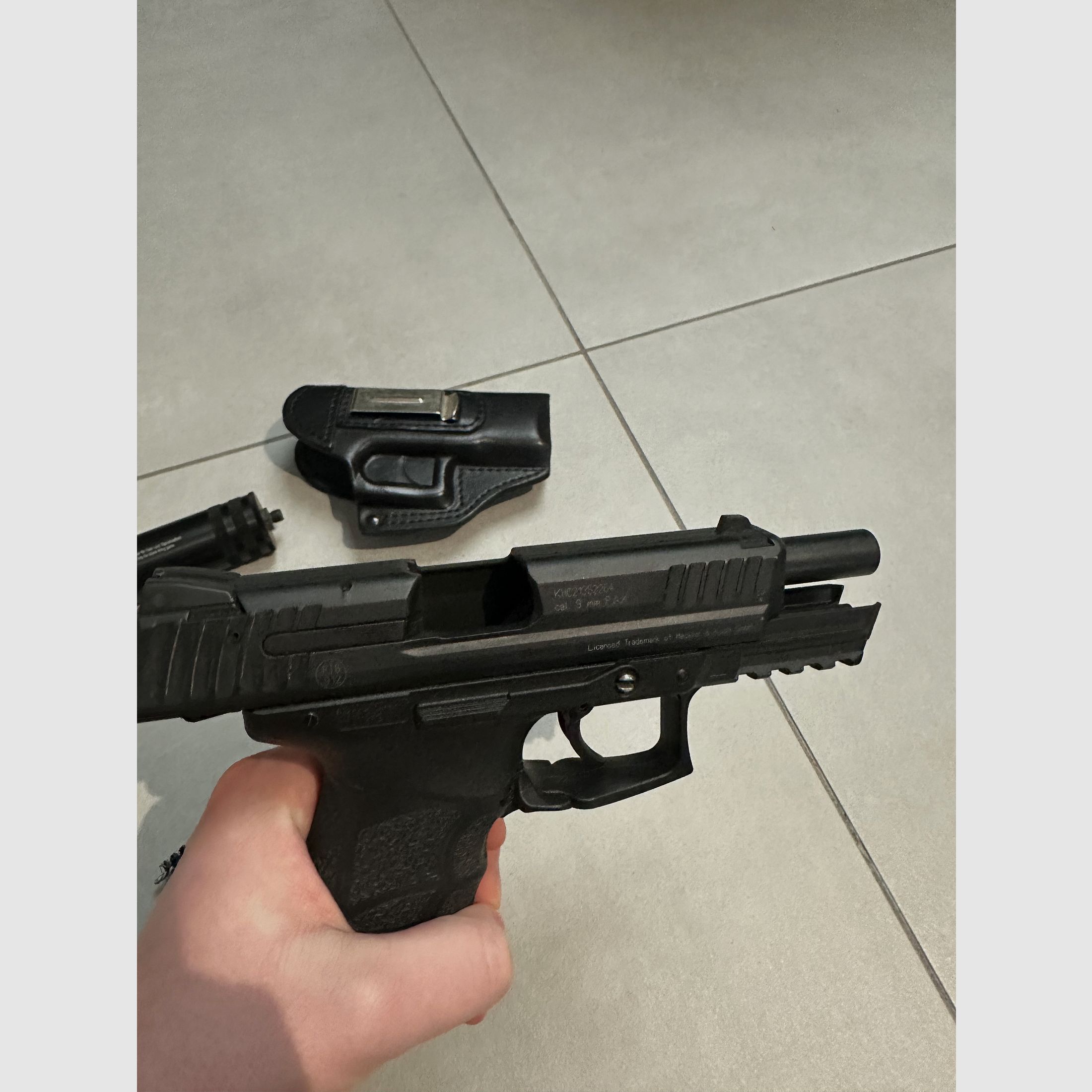 HK P30 revolver d'alarme en 9 mm PAK avec accessoires