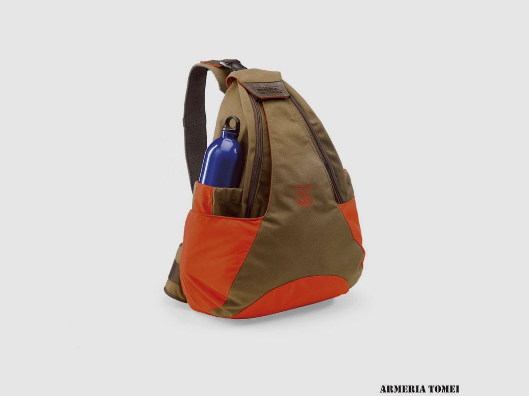 RISERVA – SINGLE-SHOULDER CANVAS BACKPACK IDROX LT 35 WITH CAMEL BAG, image 1 of 2