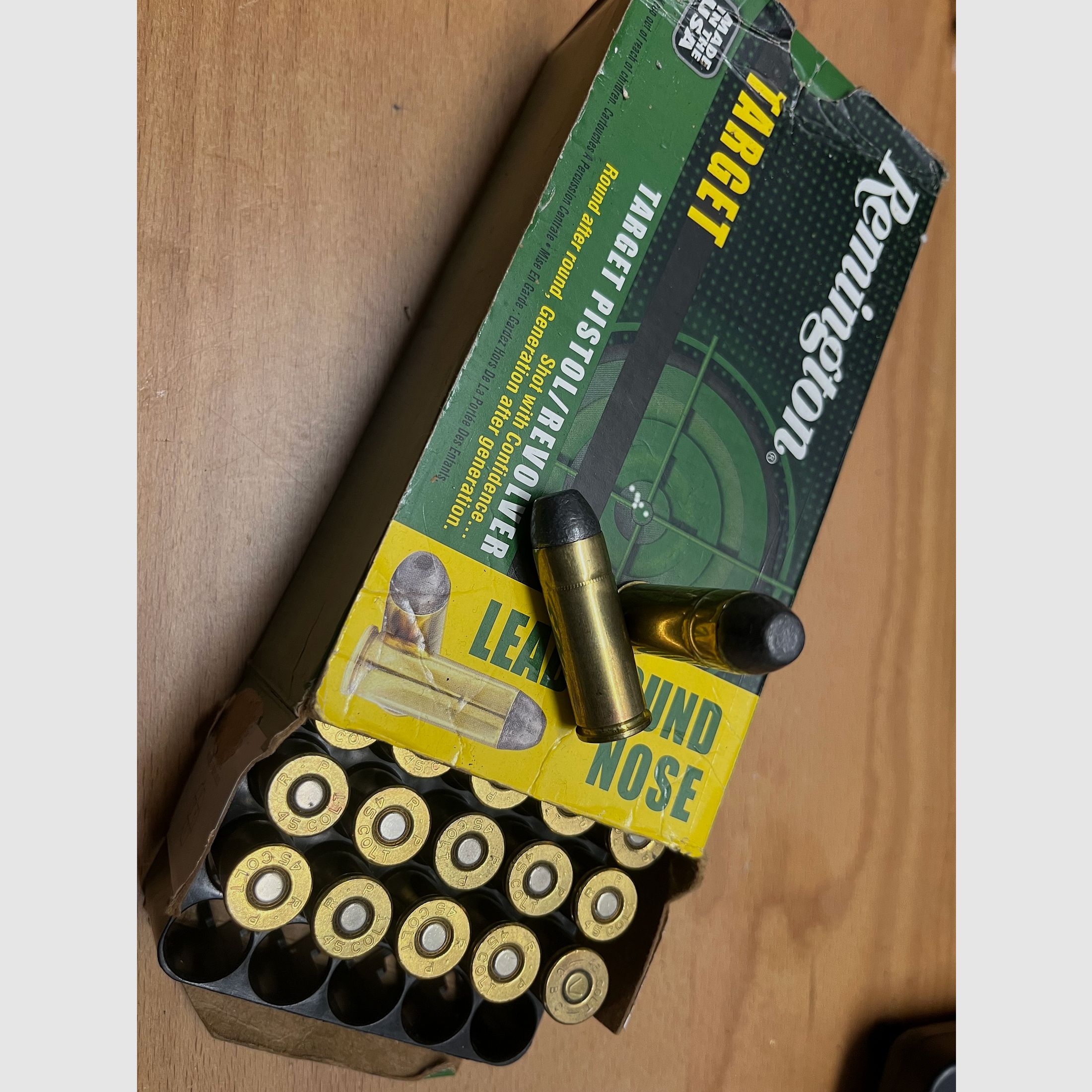 Munición de revólver .45 LC Long Colt 250 gr Remington Lead Round Nose RN