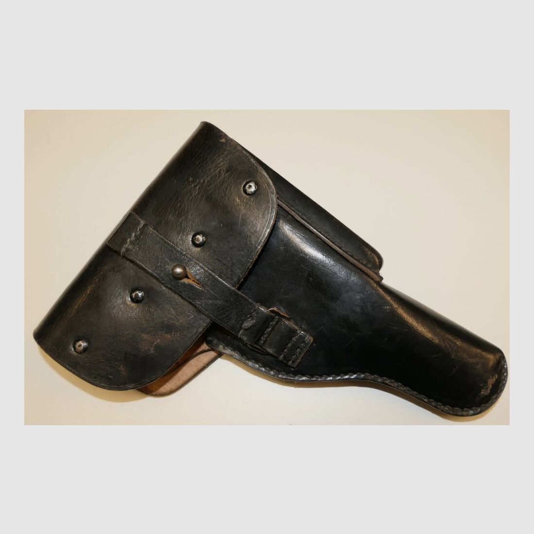 different leather holsters used for Walther P38 / P1 from the Bundeswehr