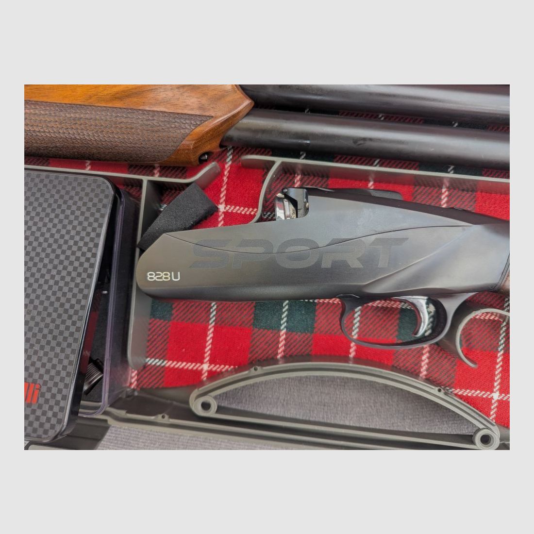 Benelli 828U Sport