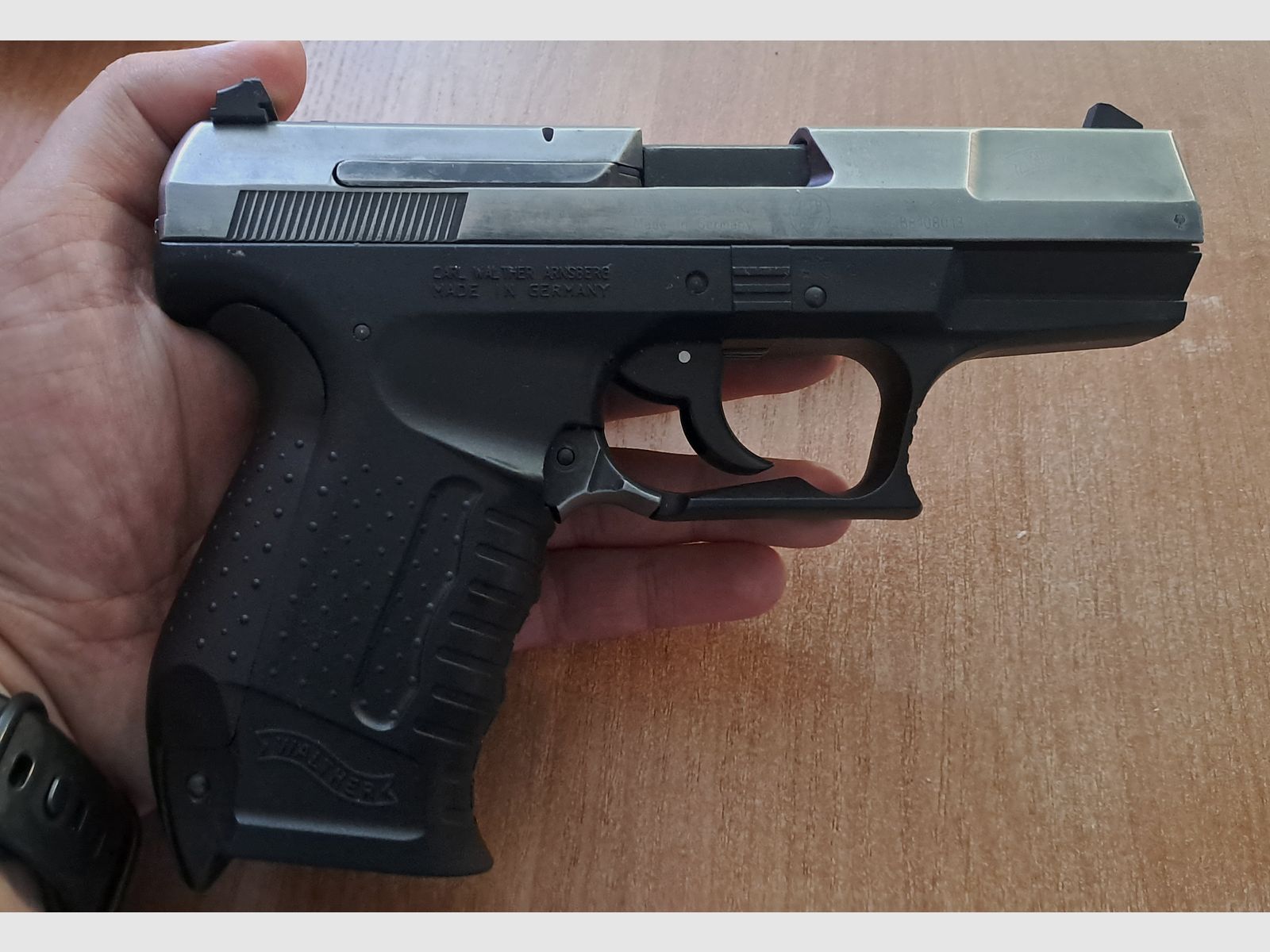 Walther P99- Kal. 9 mm Knall/ PTB 637