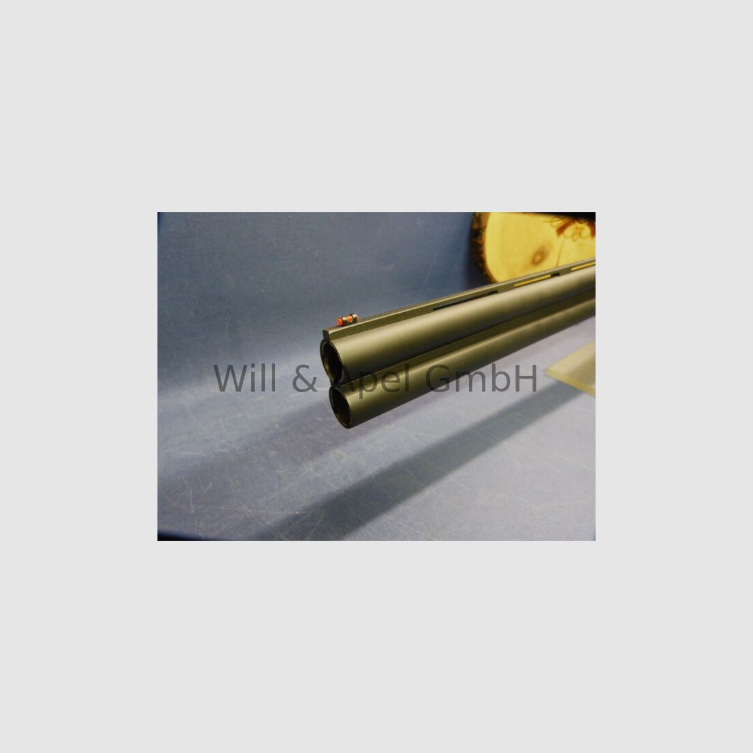 Akkar Churchill Lady Black