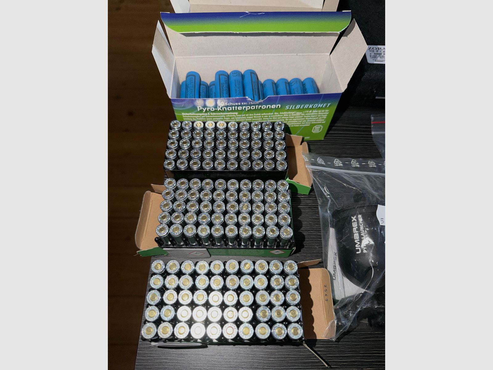 918-P blank firing pistol chrome 9mm incl. accessories